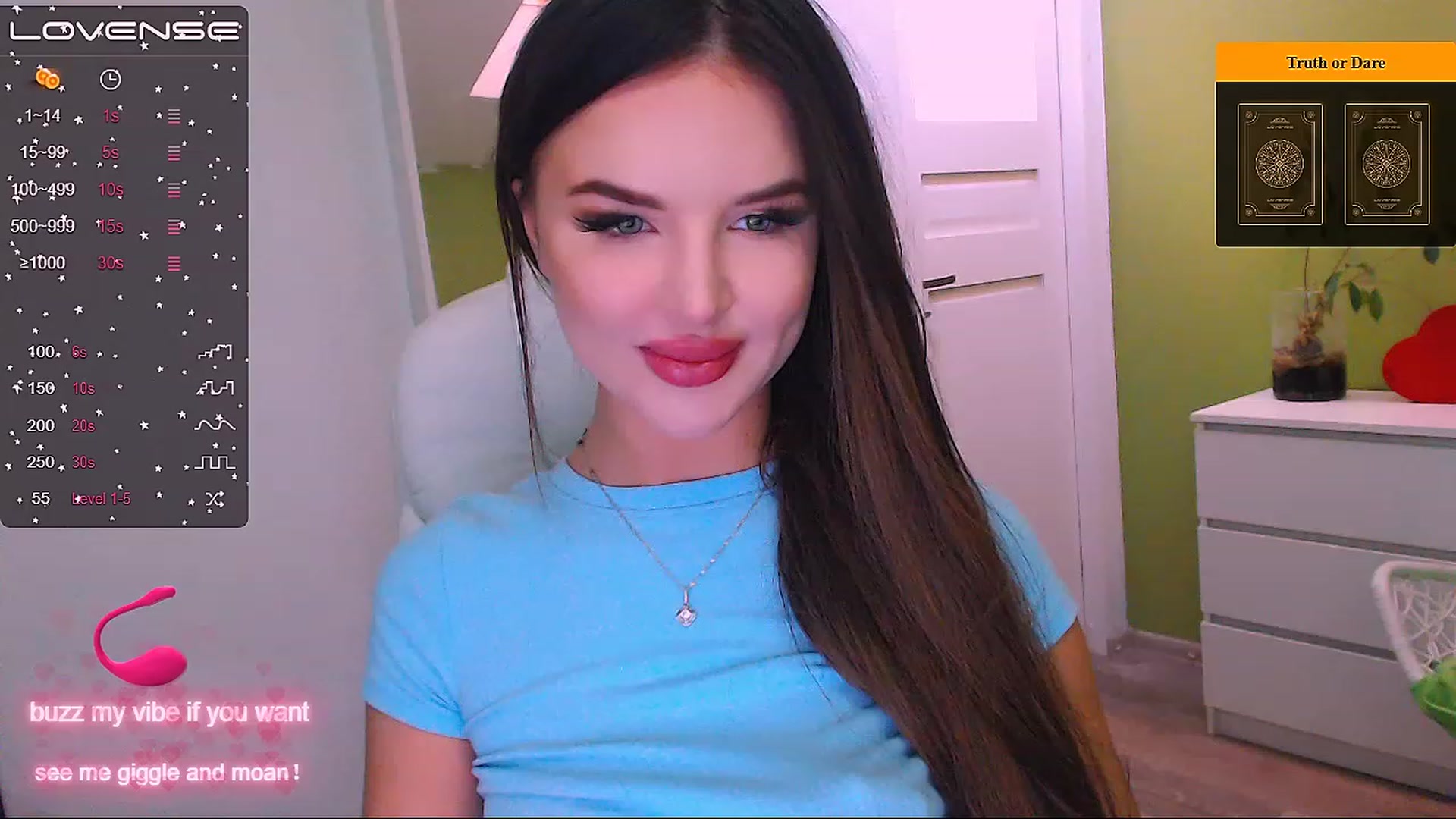 Gallery image thumbnail from JenniferMoris's myfreecams stream on, 12/07/2022, 11:26 image 2 of 20