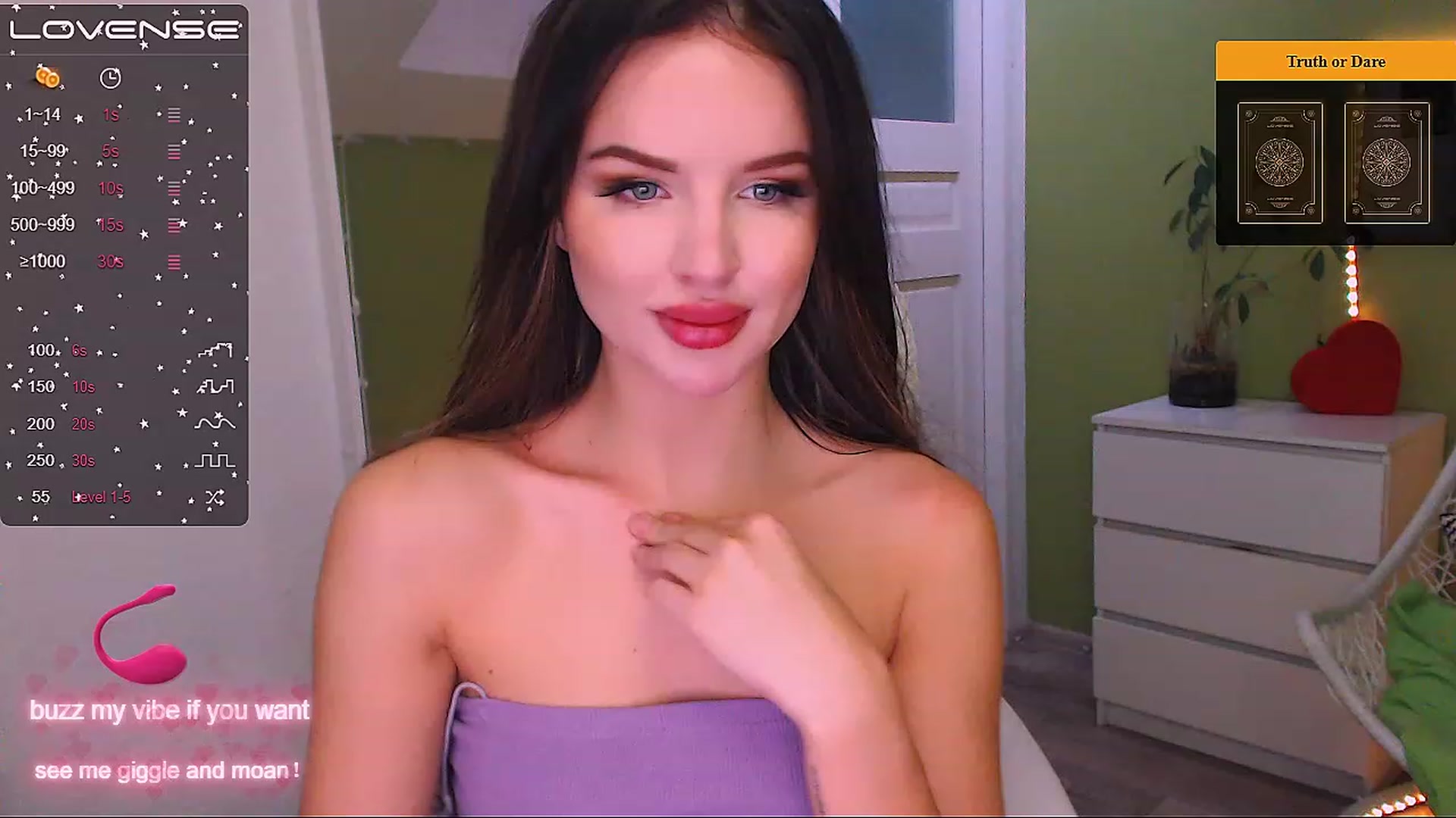 Gallery image thumbnail from JenniferMoris's myfreecams stream on, 12/12/2022, 09:47 image 4 of 20