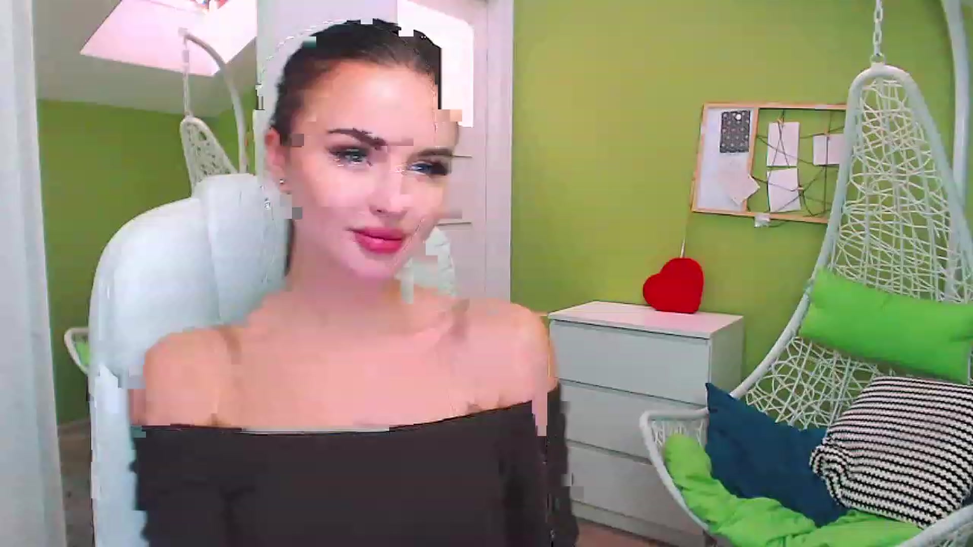 Gallery image thumbnail from JenniferMoris's myfreecams stream on, 01/12/2023, 11:22 image 15 of 20