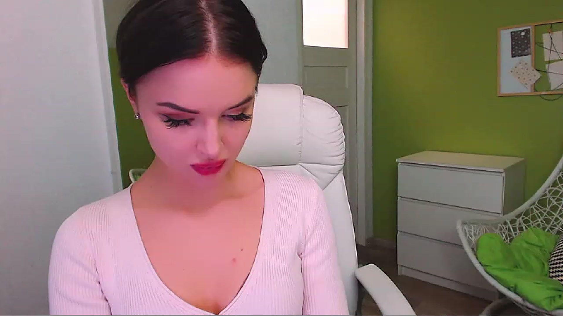 Gallery image thumbnail from JenniferMoris's myfreecams stream on, 01/16/2023, 15:50 image 11 of 20