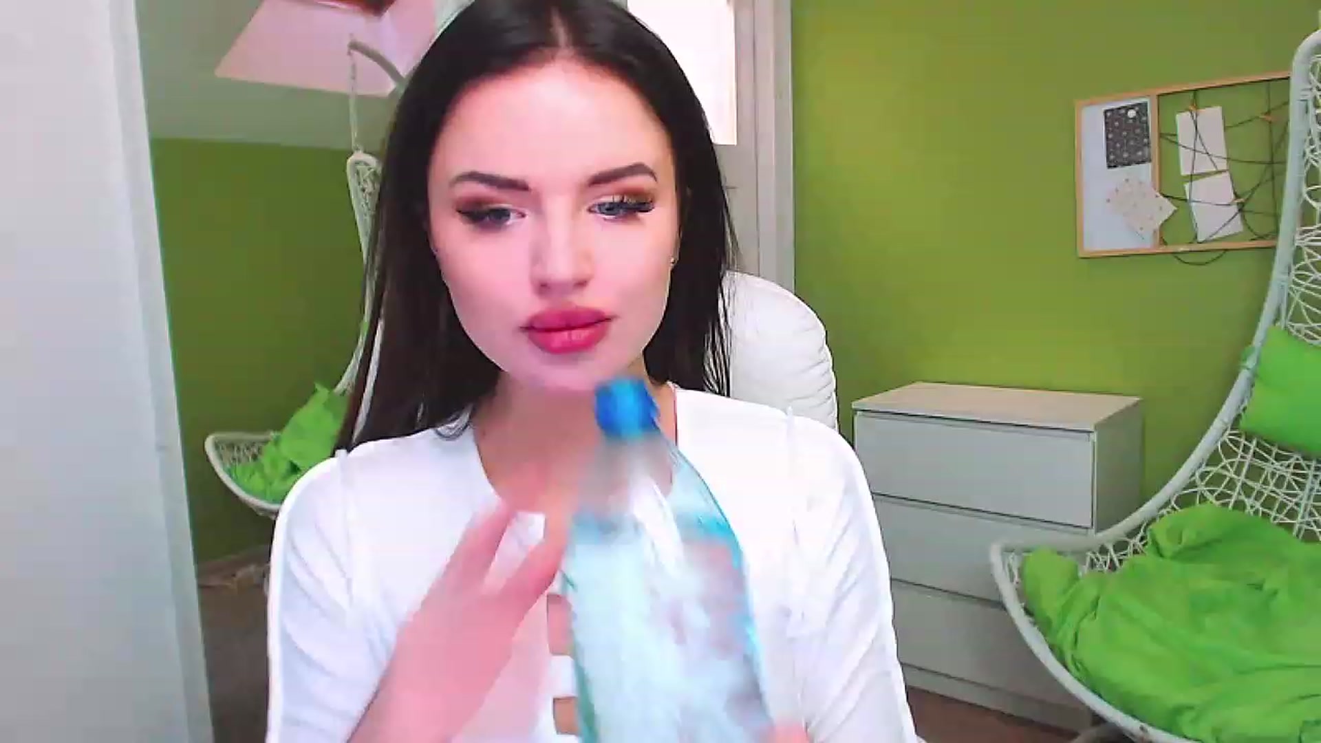 Gallery image thumbnail from JenniferMoris's myfreecams stream on, 01/20/2023, 12:18 image 5 of 20