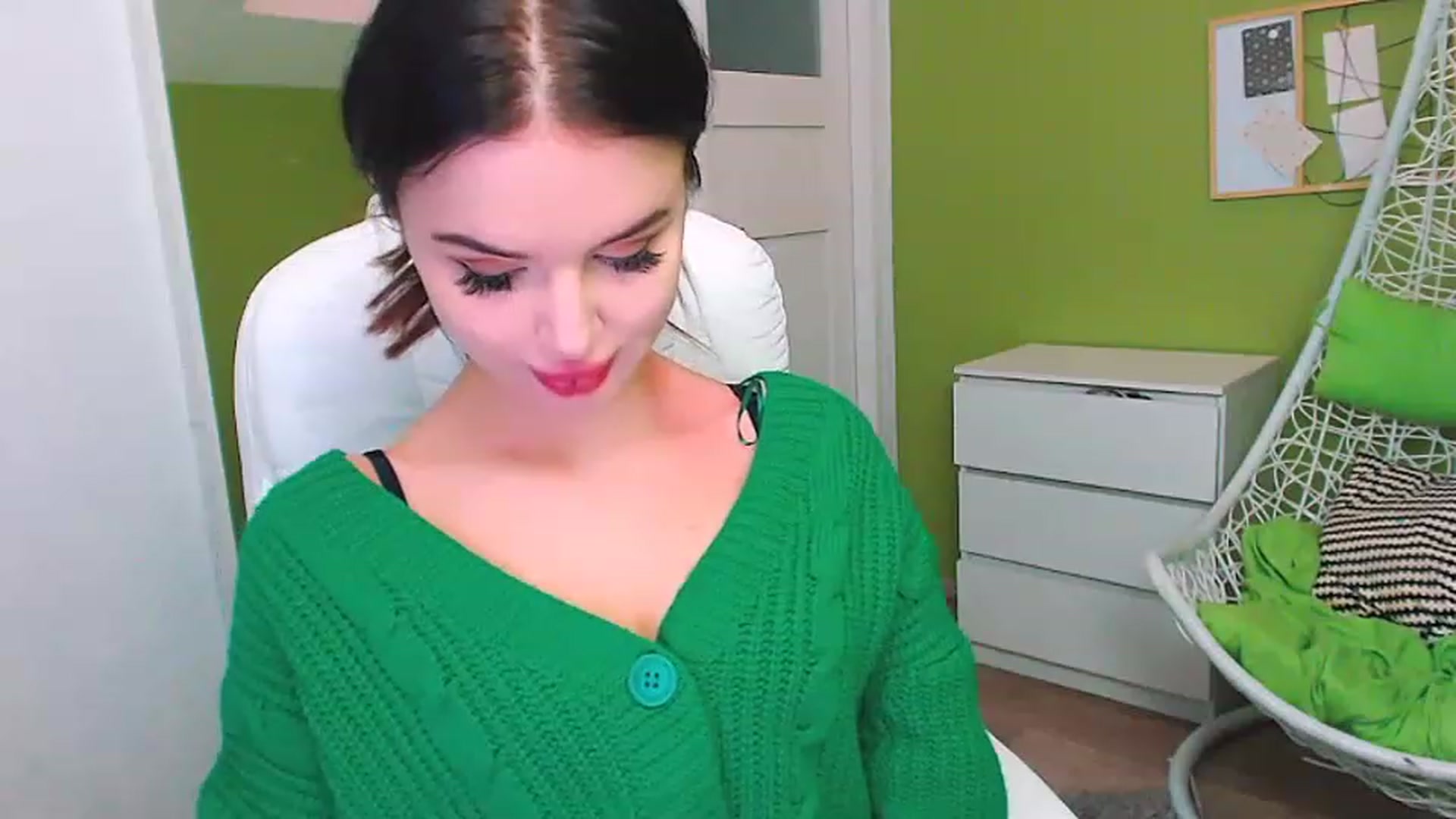 Gallery image thumbnail from JenniferMoris's myfreecams stream on, 01/23/2023, 13:13 image 19 of 20