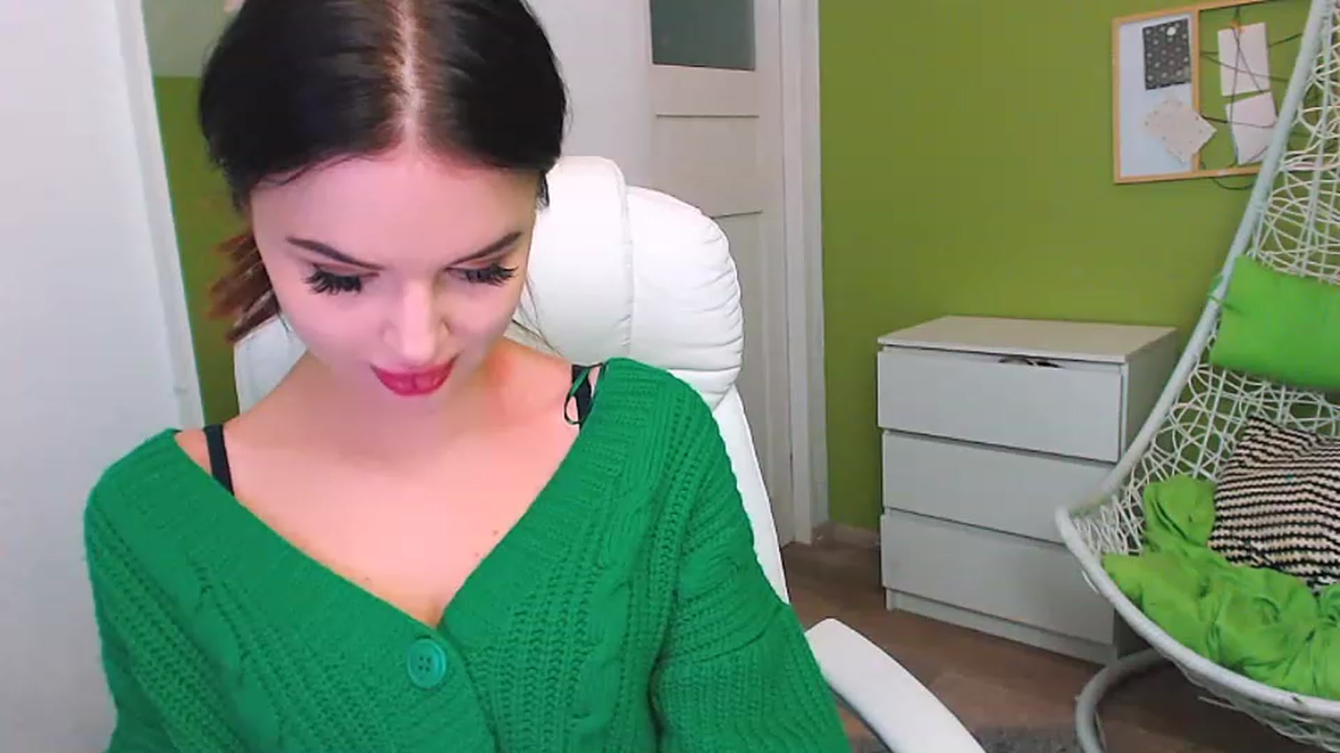 Gallery image thumbnail from JenniferMoris's myfreecams stream on, 01/23/2023, 13:13 image 20 of 20
