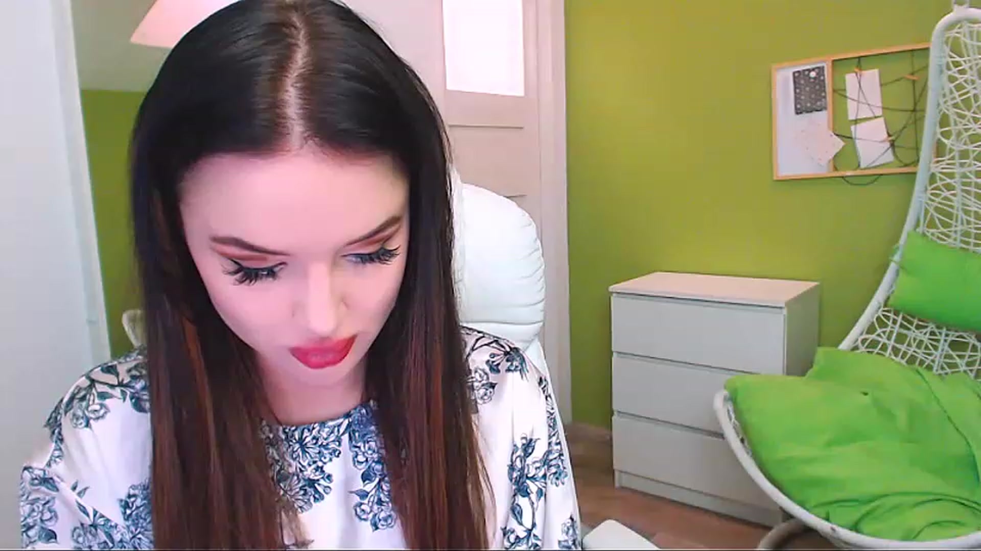 Gallery image thumbnail from JenniferMoris's myfreecams stream on, 01/25/2023, 10:47 image 4 of 20