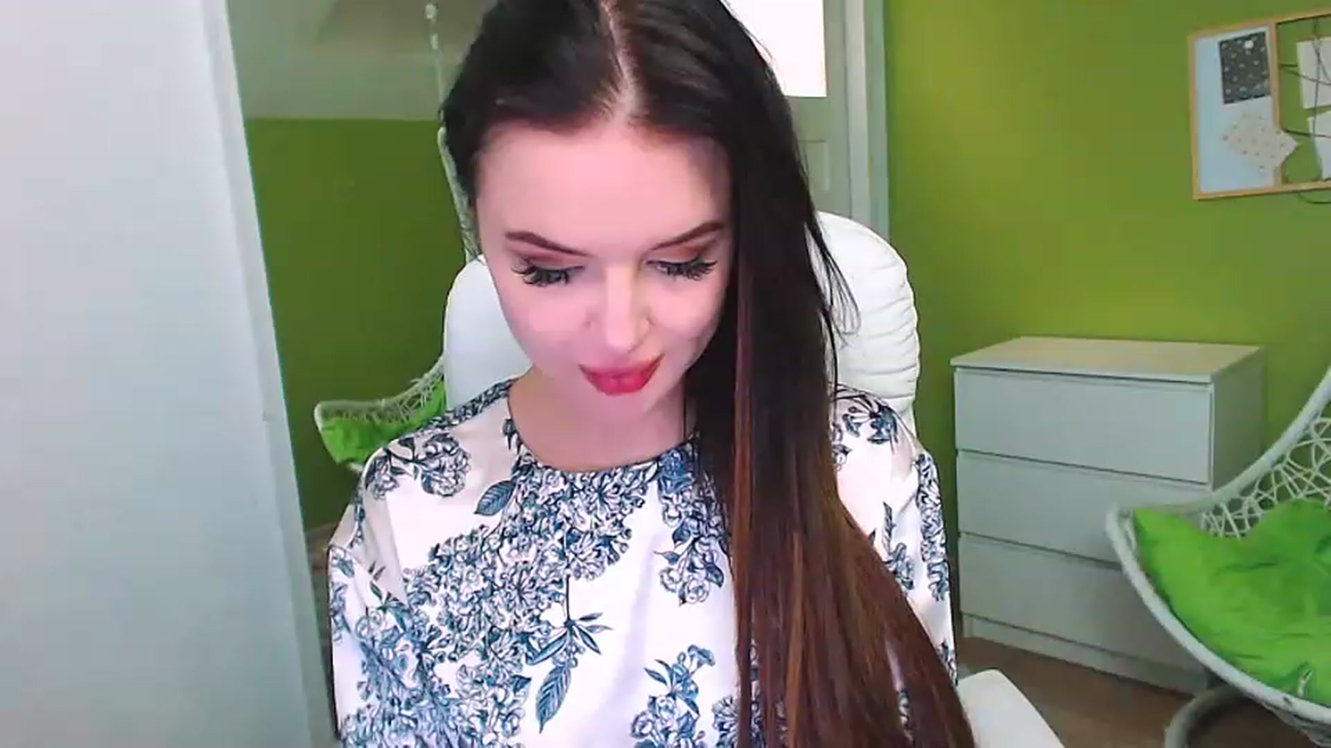 Gallery image thumbnail from JenniferMoris's myfreecams stream on, 01/25/2023, 15:47 image 8 of 20