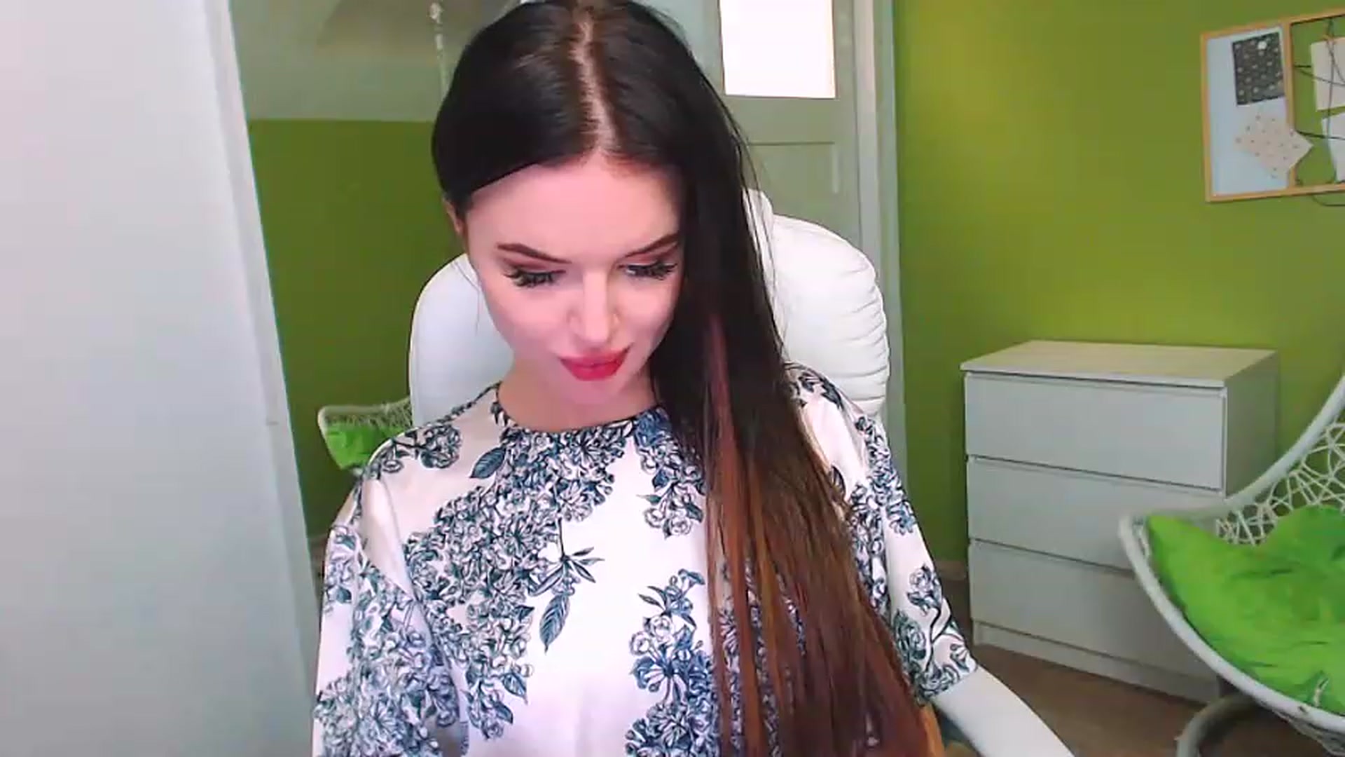 Gallery image thumbnail from JenniferMoris's myfreecams stream on, 01/25/2023, 15:47 image 4 of 20