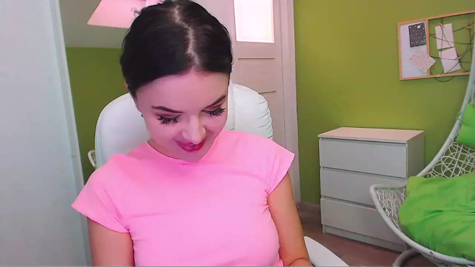 Gallery image thumbnail from JenniferMoris's myfreecams stream on, 01/26/2023, 10:05 image 8 of 20