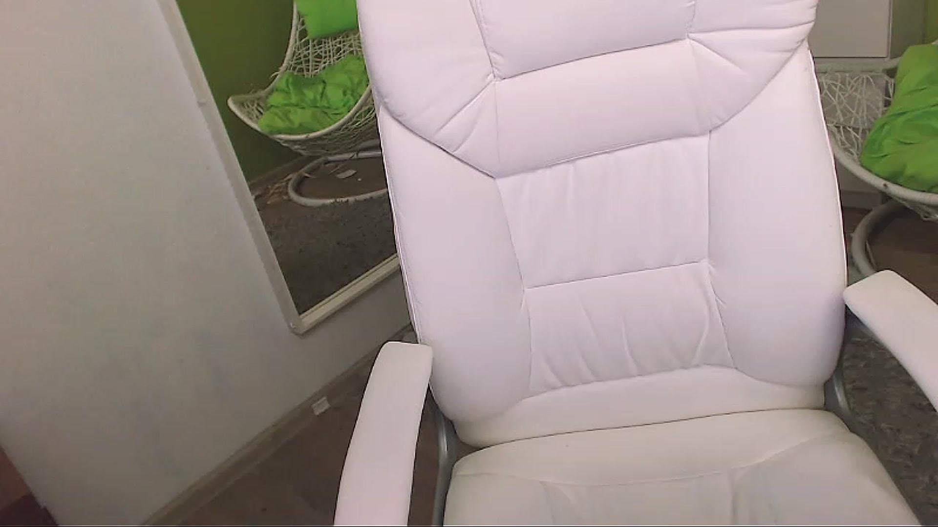 Gallery image thumbnail from JenniferMoris's myfreecams stream on, 01/26/2023, 15:12 image 7 of 20