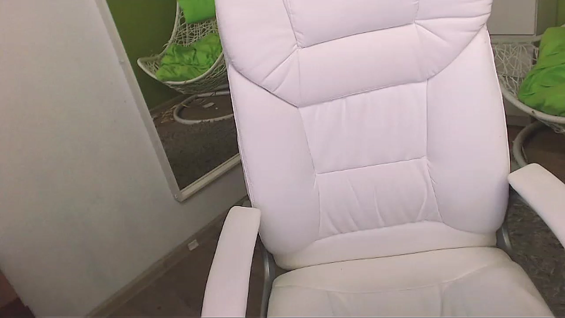Gallery image thumbnail from JenniferMoris's myfreecams stream on, 01/26/2023, 15:12 image 14 of 20