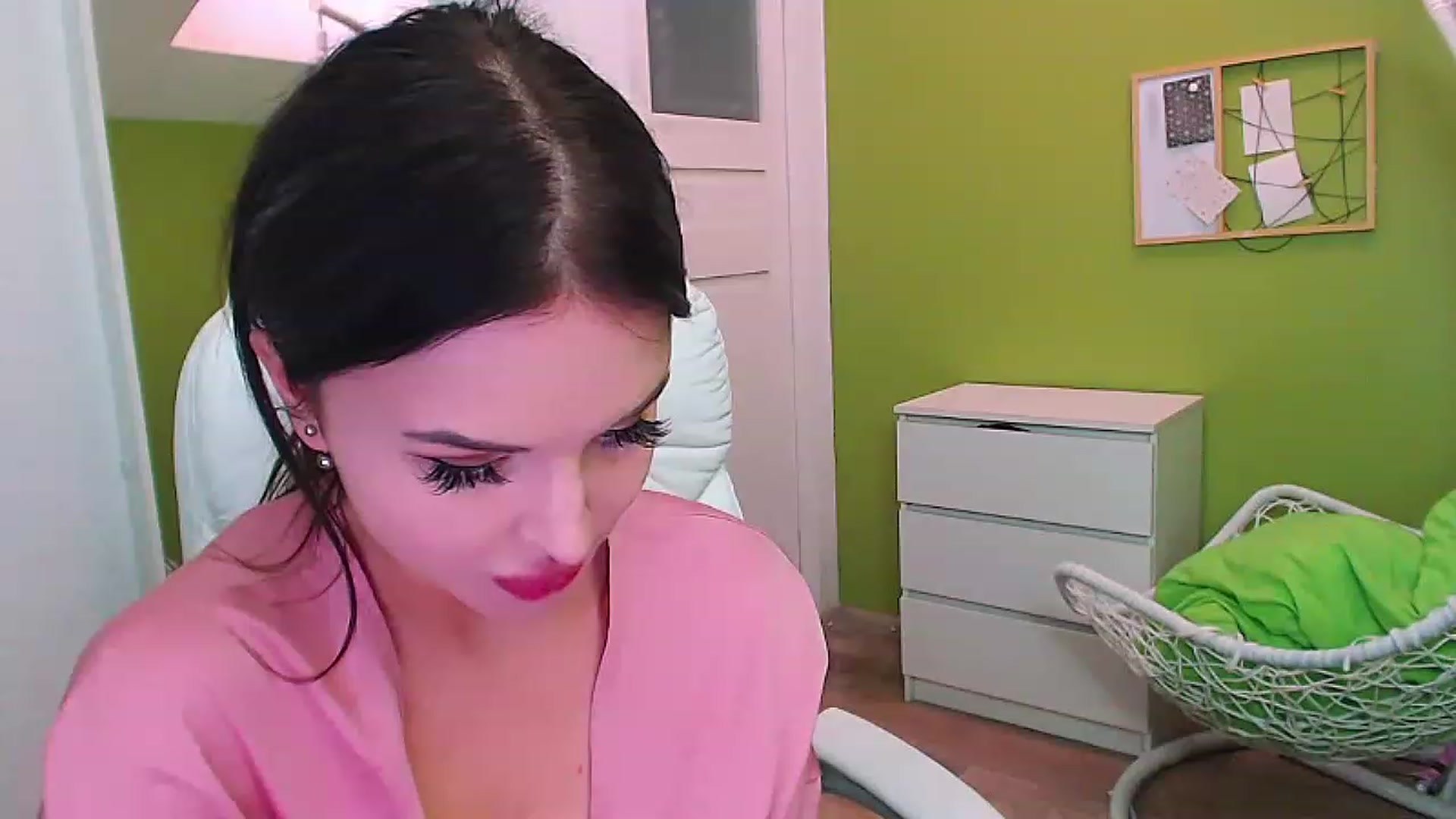 Gallery image thumbnail from JenniferMoris's myfreecams stream on, 01/31/2023, 12:52 image 2 of 20