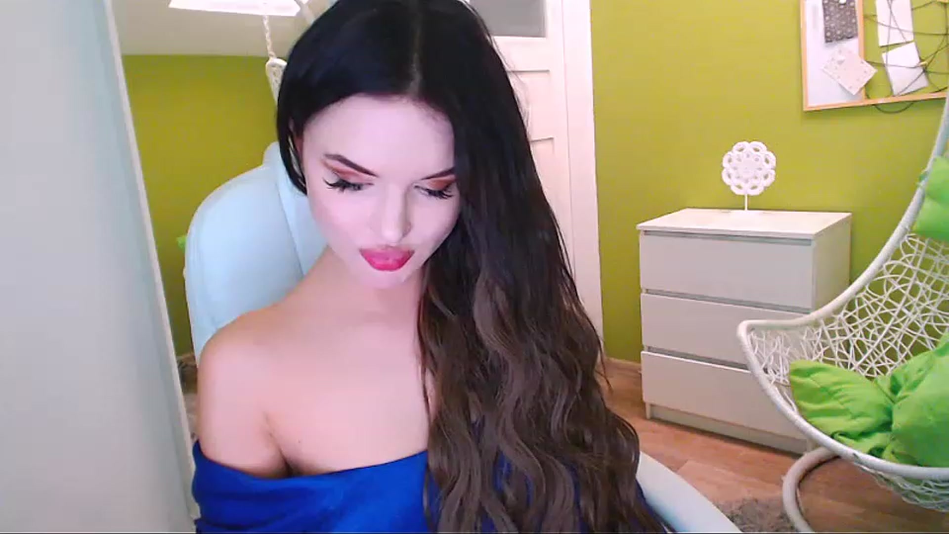 Gallery image thumbnail from JenniferMoris's myfreecams stream on, 02/07/2023, 11:39 image 19 of 20