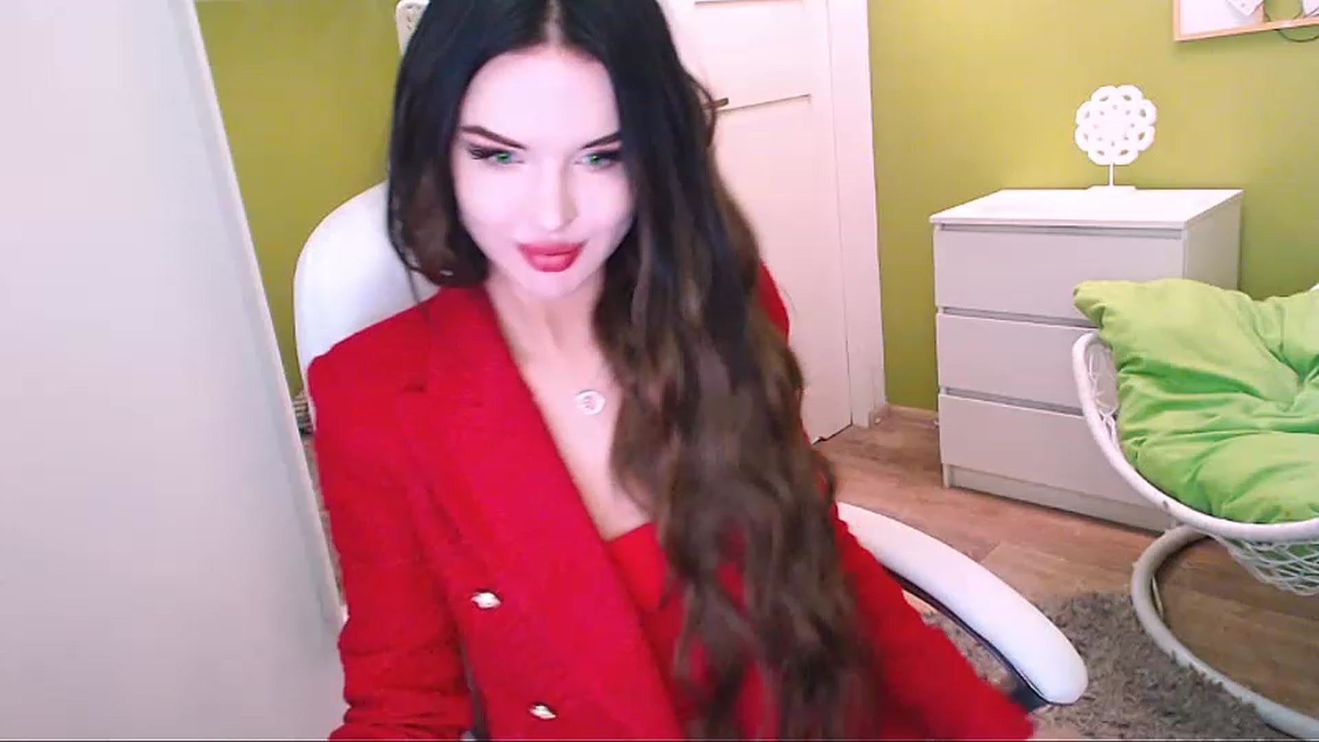 Gallery image thumbnail from JenniferMoris's myfreecams stream on, 02/10/2023, 09:12 image 15 of 20