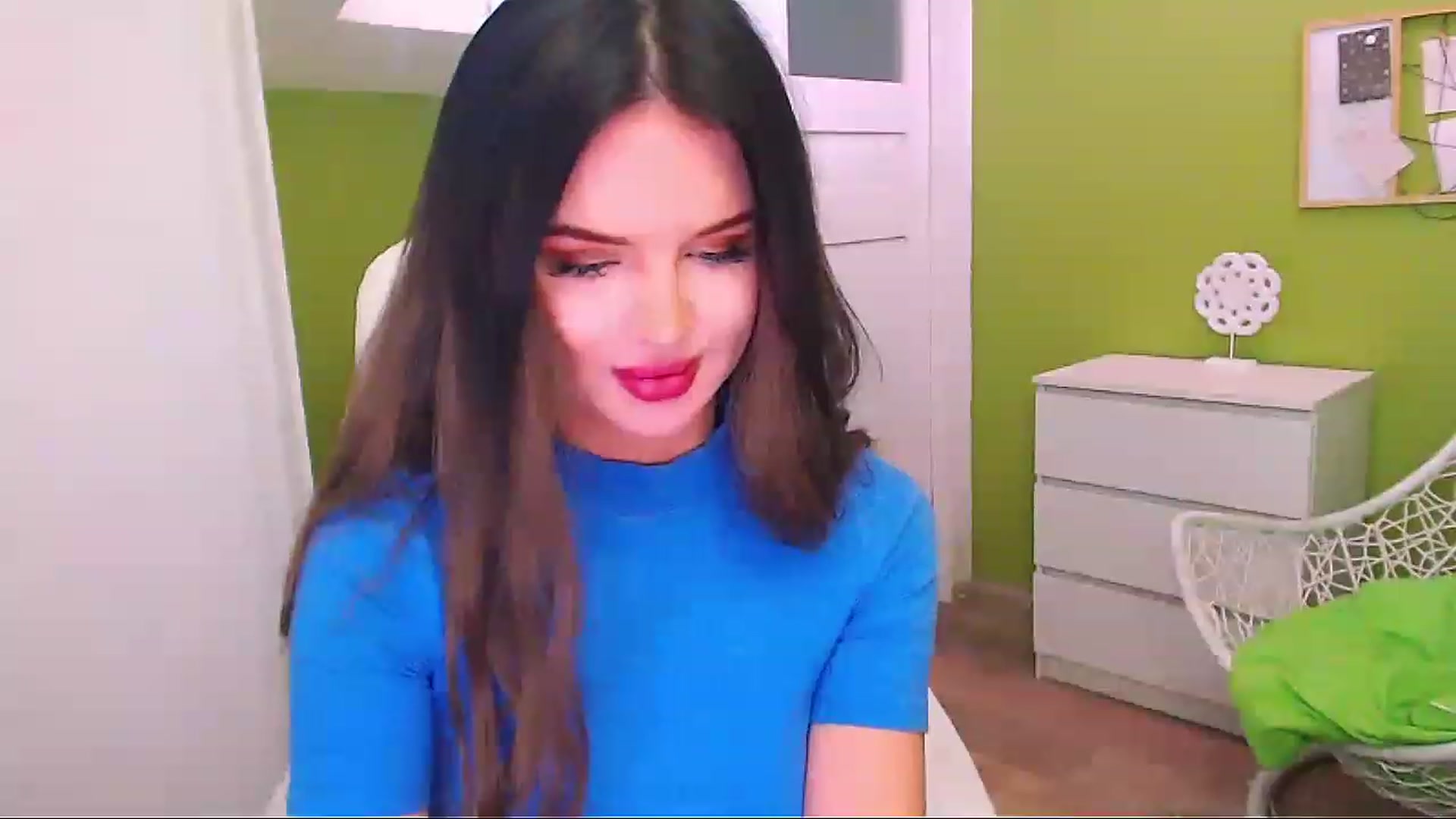 Gallery image thumbnail from JenniferMoris's myfreecams stream on, 02/20/2023, 11:53 image 4 of 20
