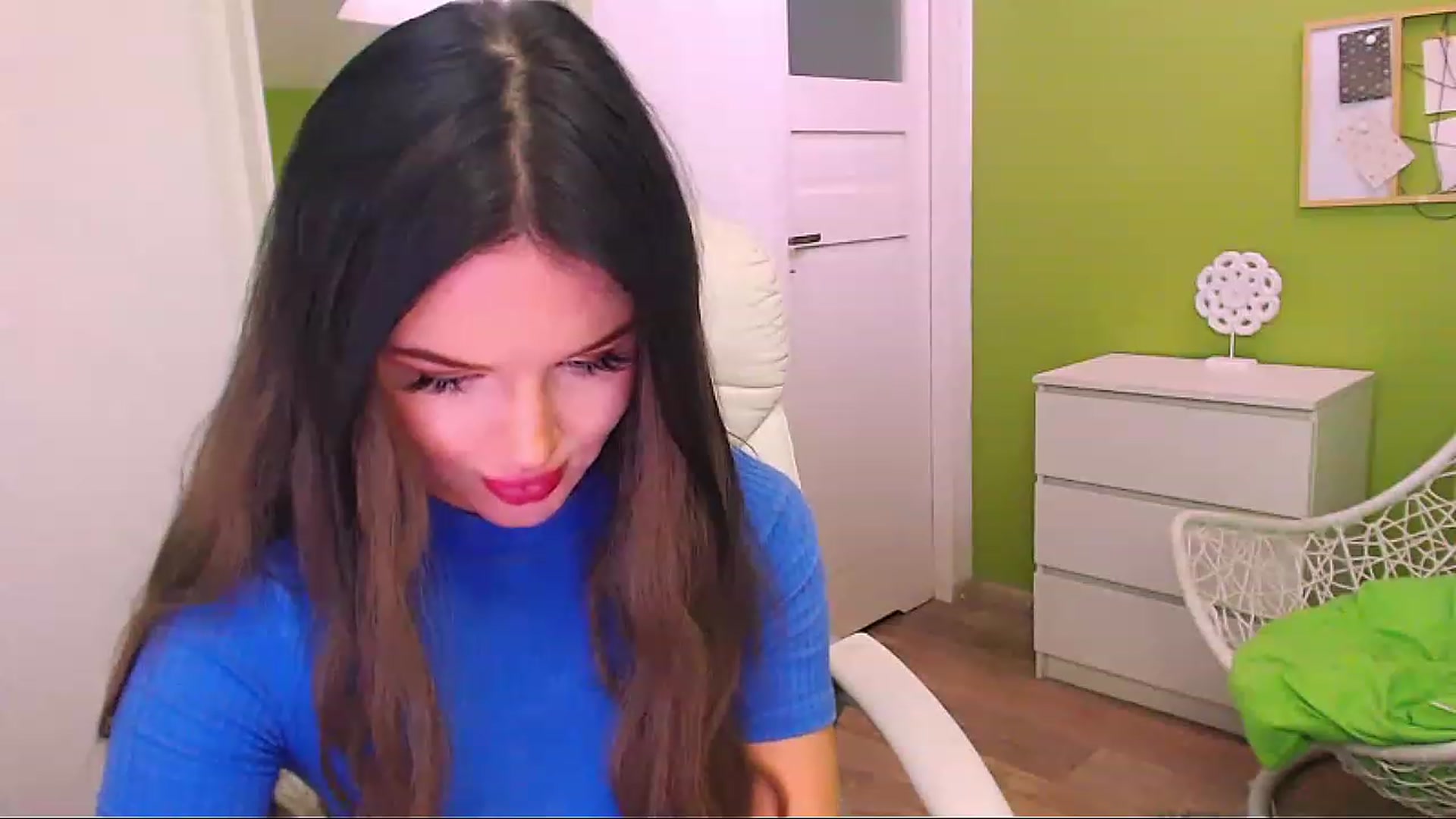 Gallery image thumbnail from JenniferMoris's myfreecams stream on, 02/20/2023, 11:53 image 2 of 20