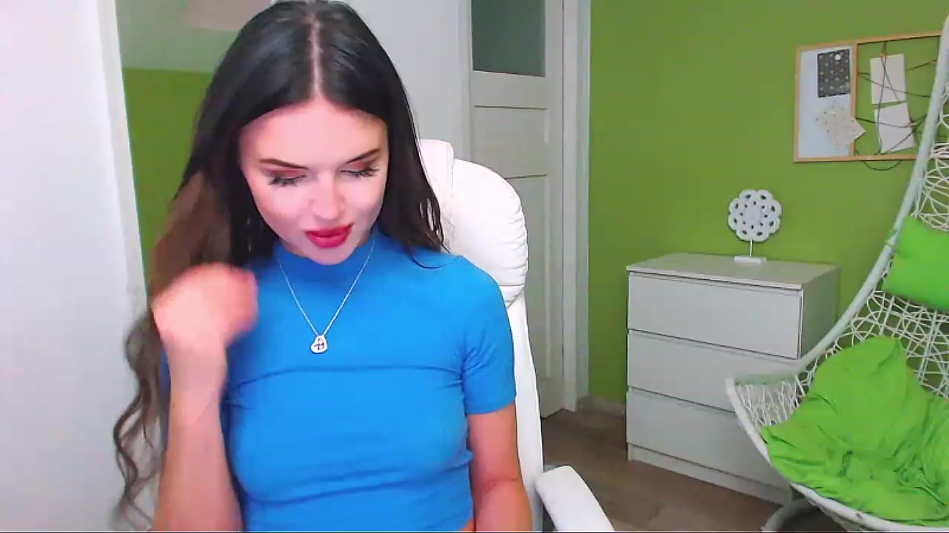 Gallery image thumbnail from JenniferMoris's myfreecams stream on, 02/20/2023, 14:55 image 14 of 20