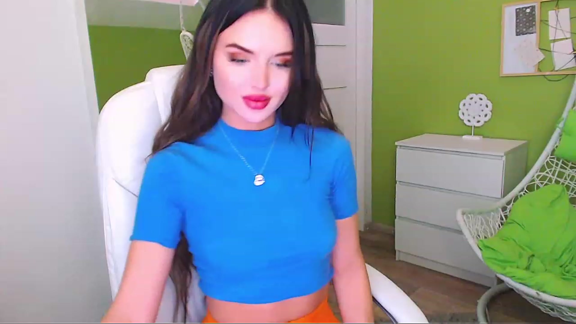 Gallery image thumbnail from JenniferMoris's myfreecams stream on, 02/20/2023, 14:55 image 2 of 20