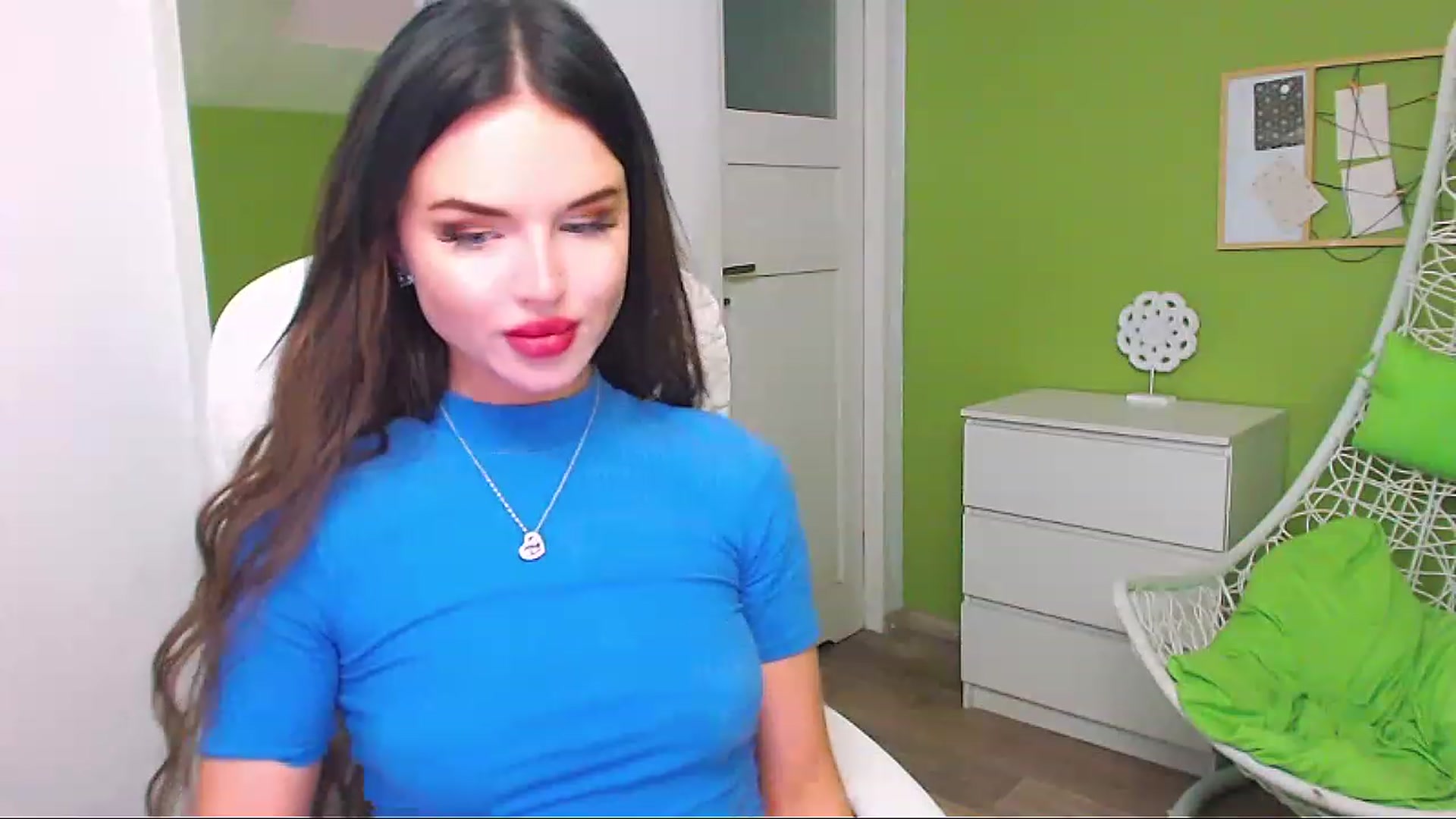 Gallery image thumbnail from JenniferMoris's myfreecams stream on, 02/20/2023, 14:55 image 16 of 20