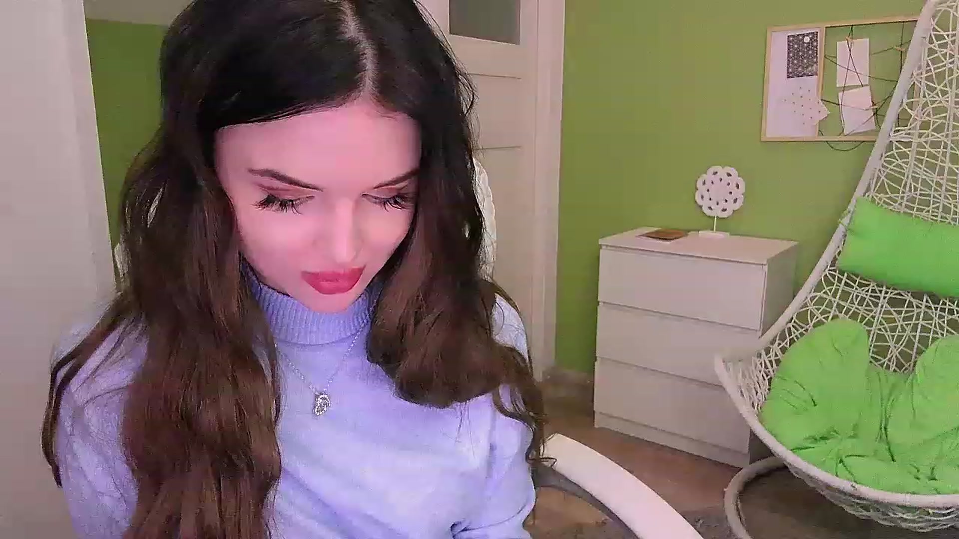 Gallery image thumbnail from JenniferMoris's myfreecams stream on, 02/22/2023, 15:06 image 19 of 20