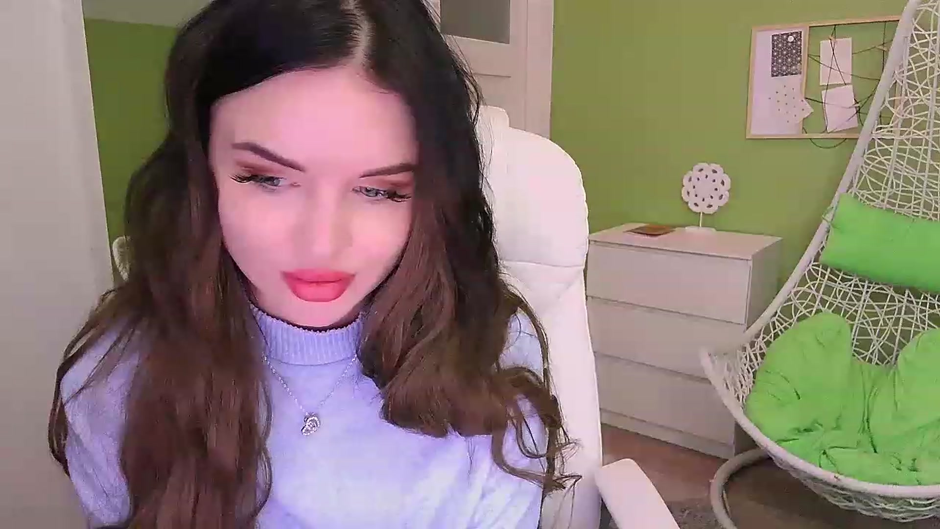 Gallery image thumbnail from JenniferMoris's myfreecams stream on, 02/22/2023, 15:06 image 11 of 20