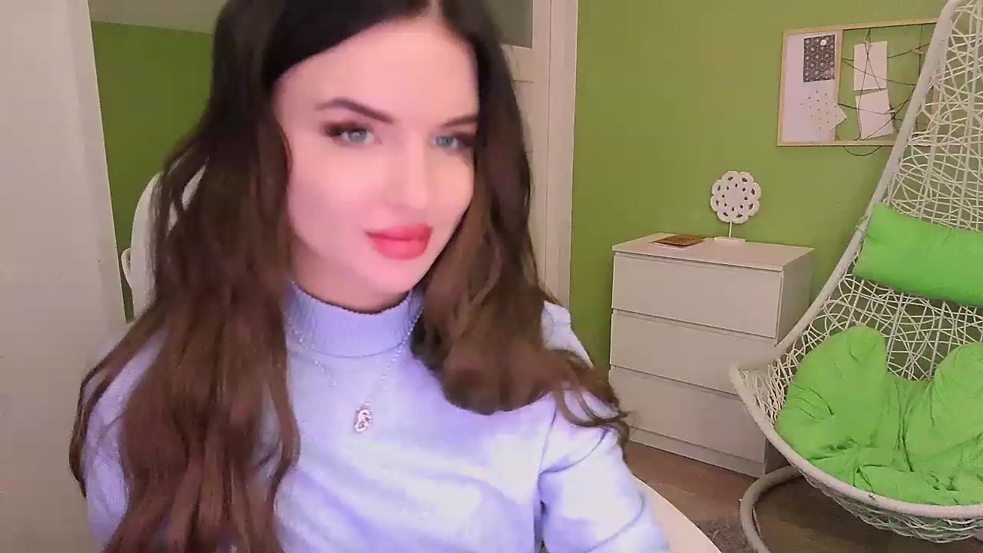 Gallery image thumbnail from JenniferMoris's myfreecams stream on, 02/22/2023, 15:06 image 18 of 20