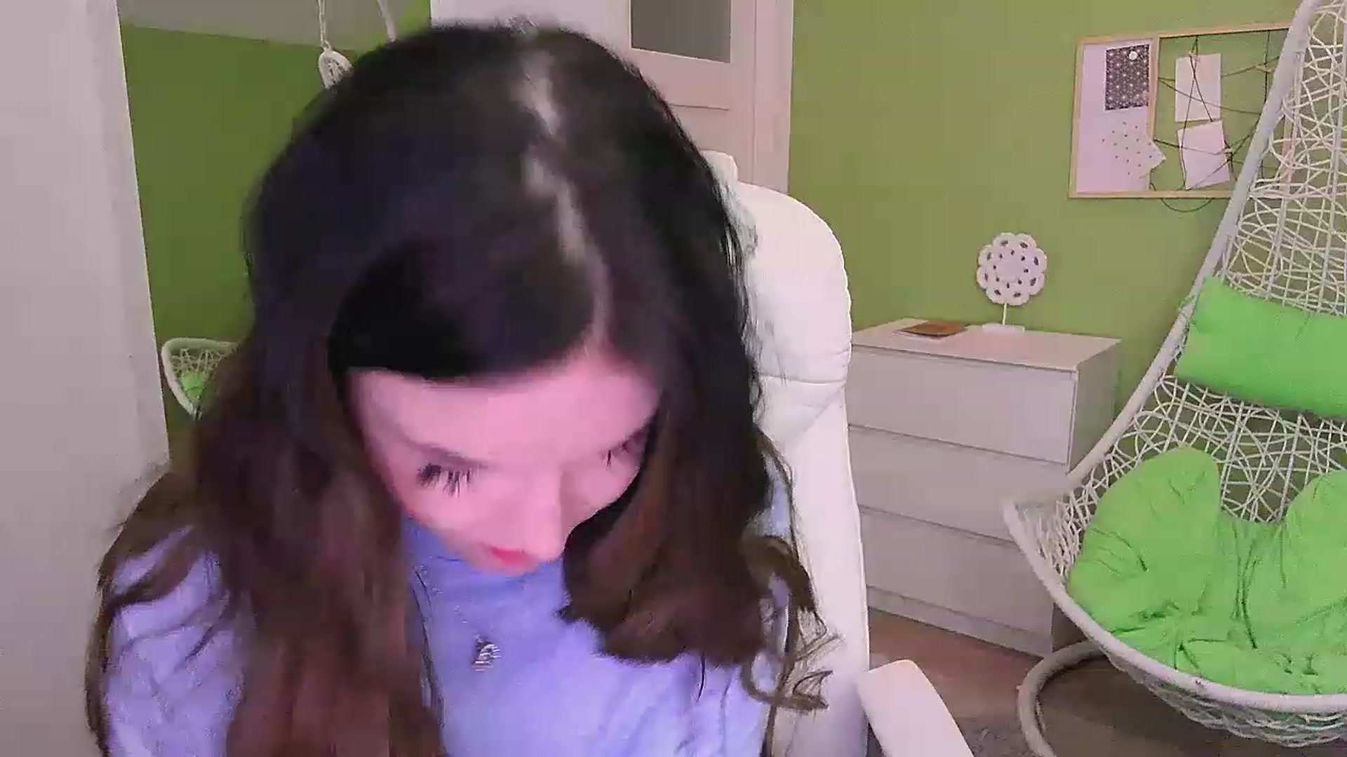 Gallery image thumbnail from JenniferMoris's myfreecams stream on, 02/22/2023, 15:06 image 13 of 20