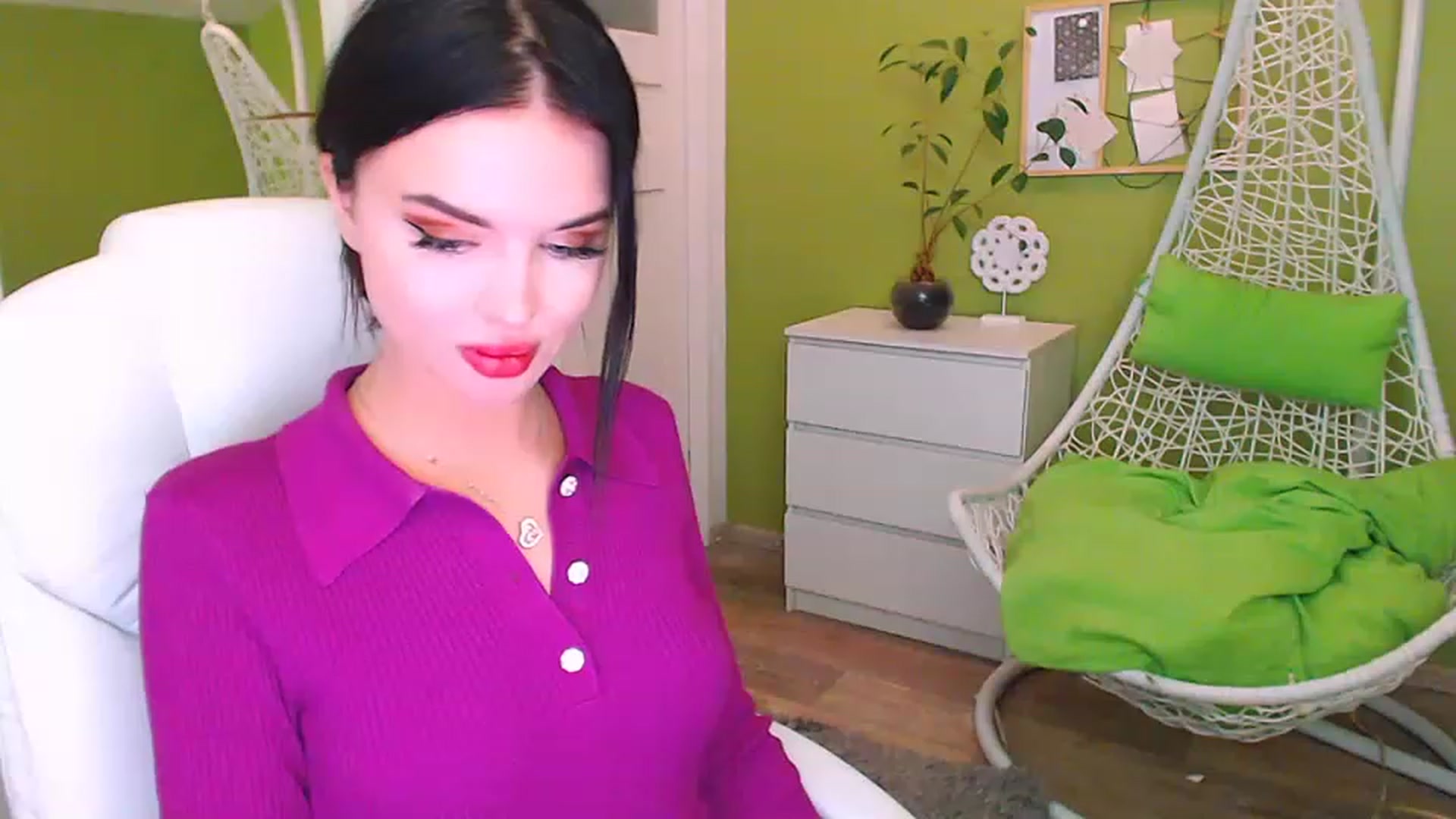 Gallery image thumbnail from JenniferMoris's myfreecams stream on, 02/24/2023, 09:11 image 20 of 20