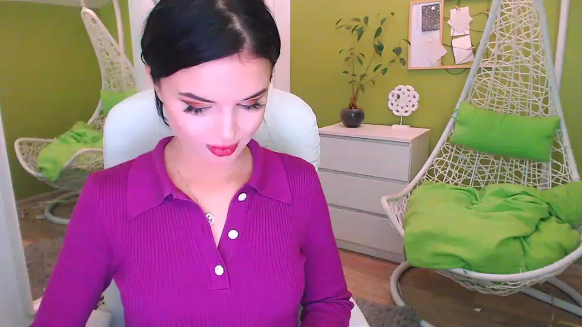 Gallery image thumbnail from JenniferMoris's myfreecams stream on, 02/24/2023, 10:38 image 5 of 20