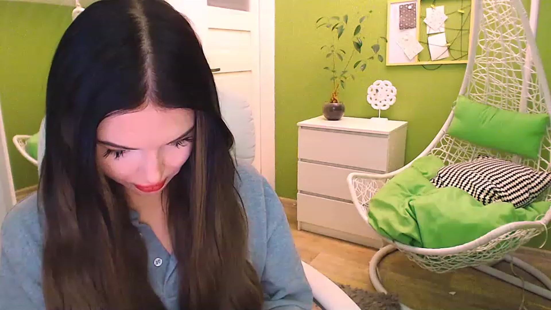 Gallery image thumbnail from JenniferMoris's myfreecams stream on, 02/27/2023, 09:54 image 3 of 20