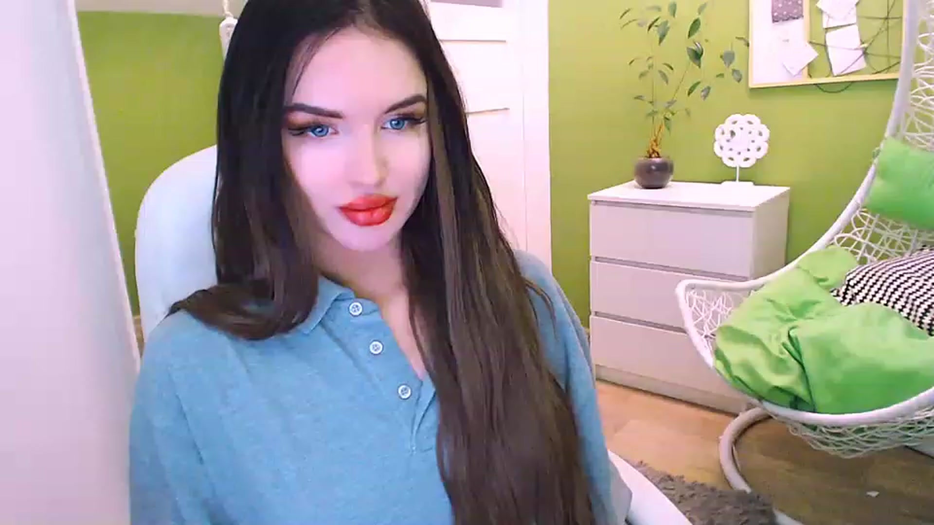 Gallery image thumbnail from JenniferMoris's myfreecams stream on, 02/27/2023, 09:54 image 19 of 20