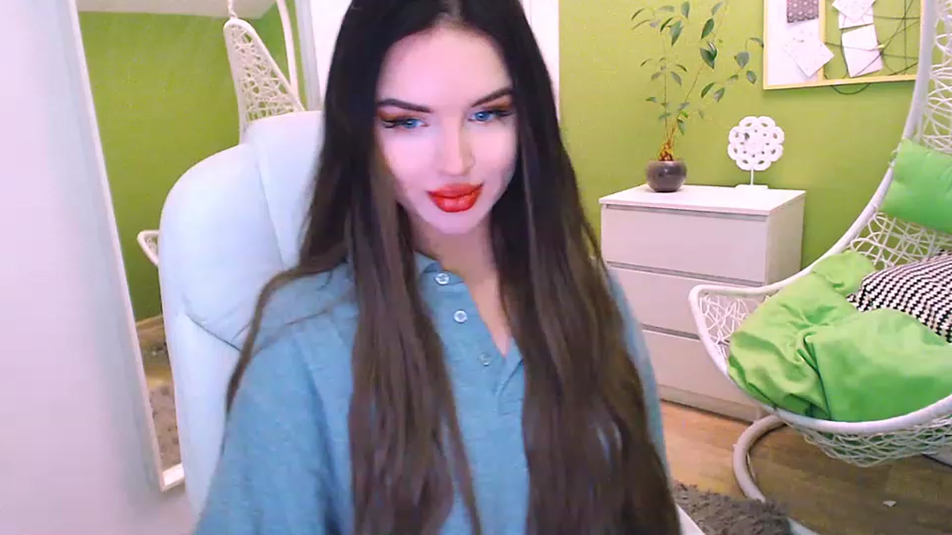 Gallery image thumbnail from JenniferMoris's myfreecams stream on, 02/27/2023, 09:54 image 18 of 20