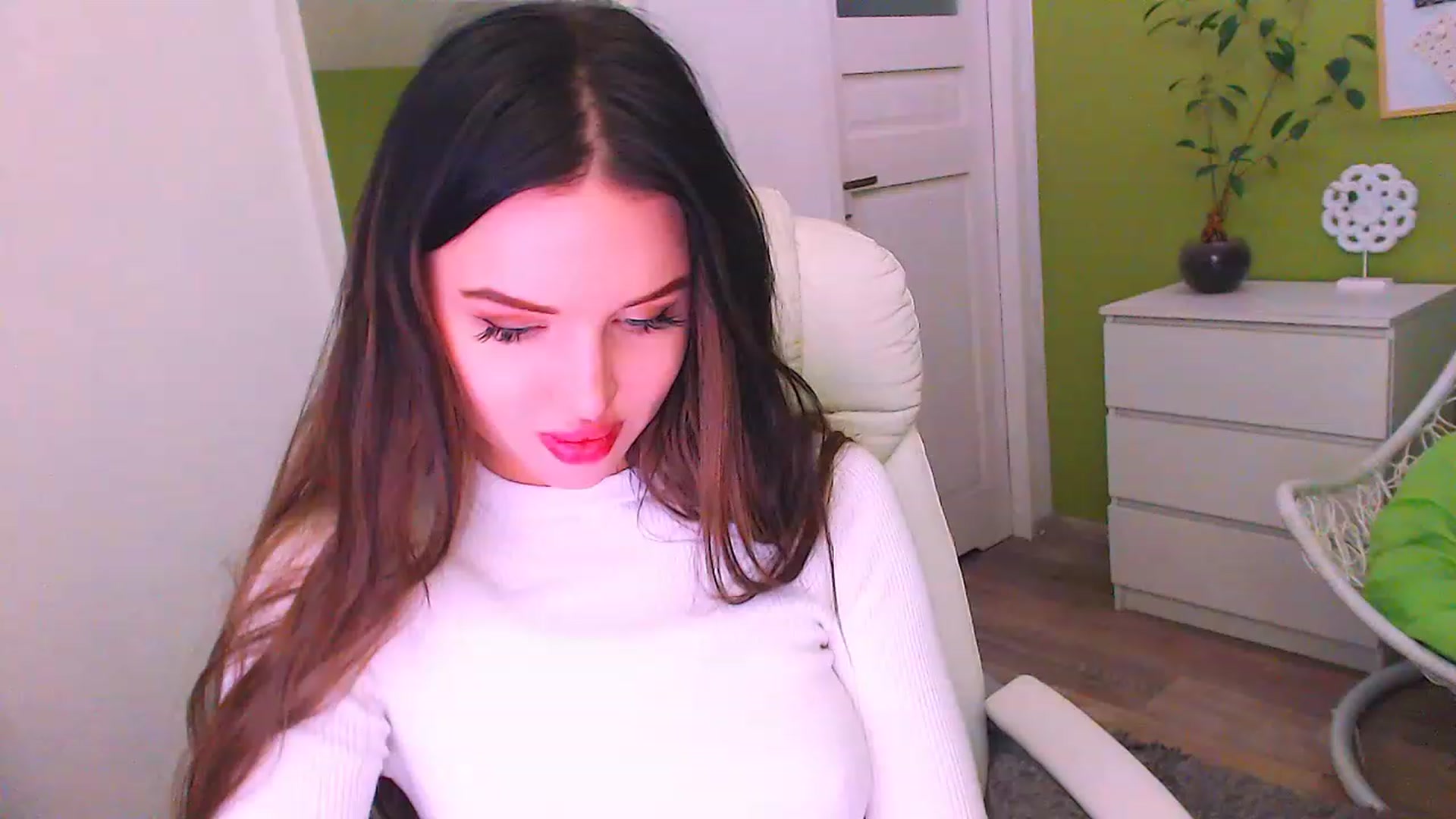Gallery image thumbnail from JenniferMoris's myfreecams stream on, 02/28/2023, 15:20 image 20 of 20