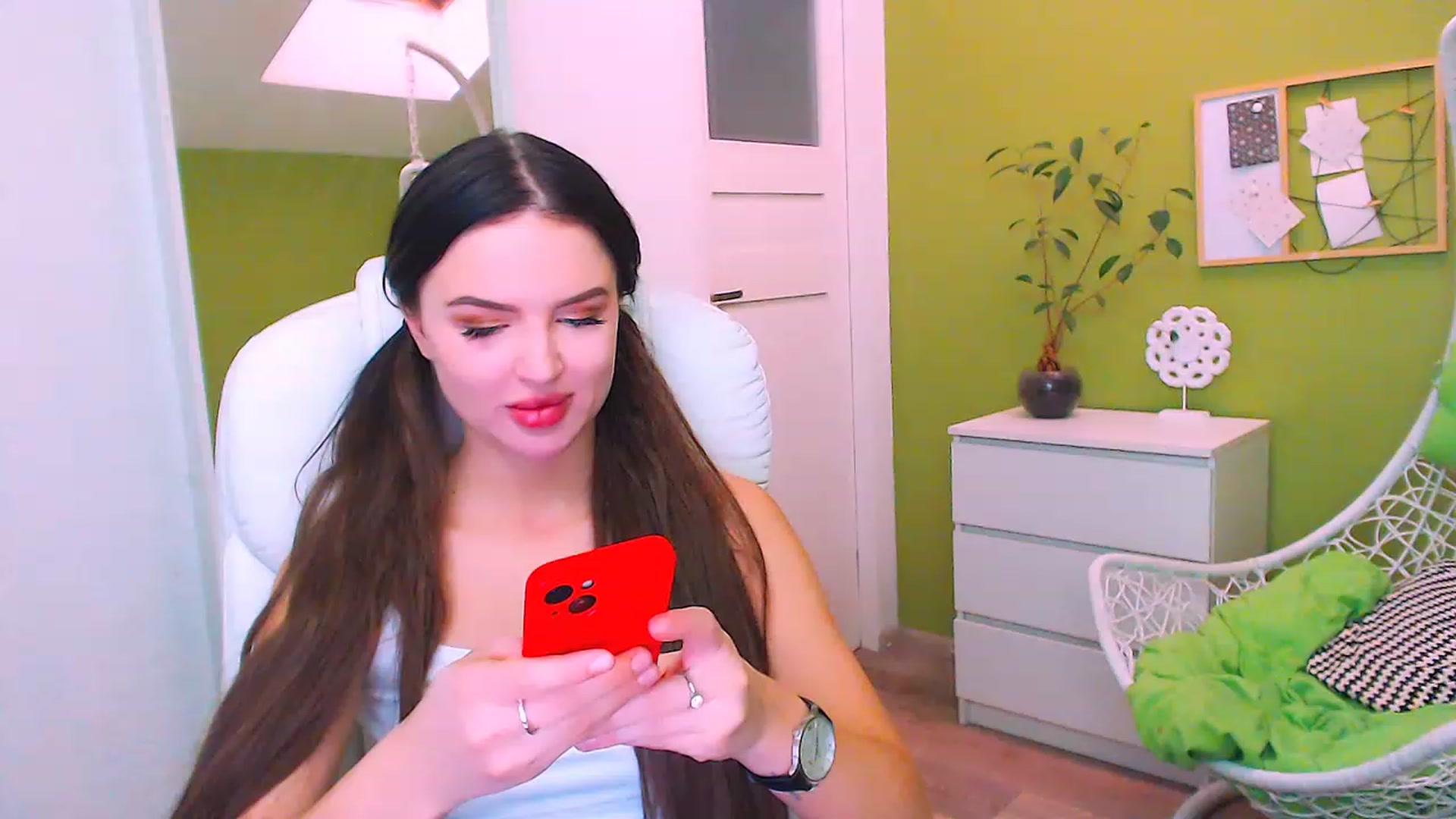 Gallery image thumbnail from JenniferMoris's myfreecams stream on, 03/03/2023, 13:35 image 1 of 20