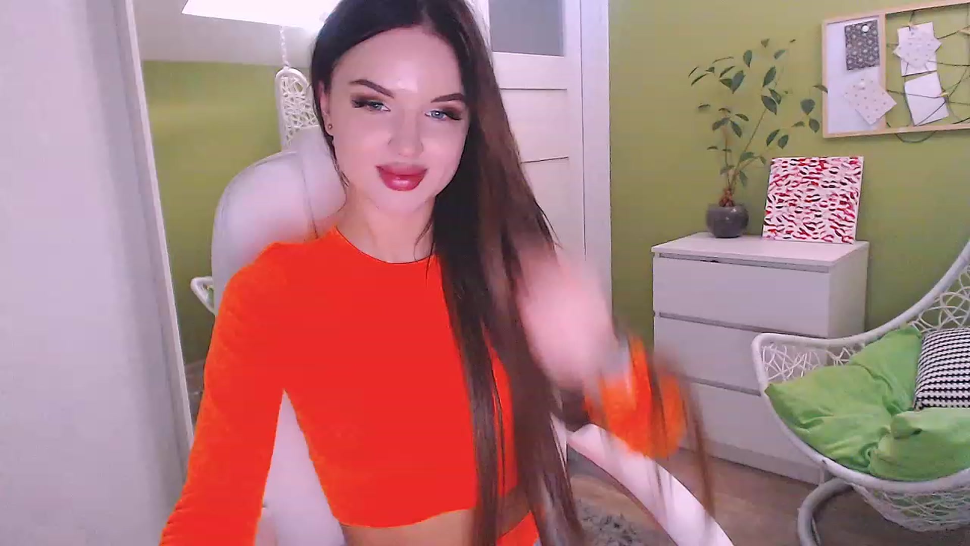 Gallery image thumbnail from JenniferMoris's myfreecams stream on, 03/16/2023, 11:17 image 17 of 20