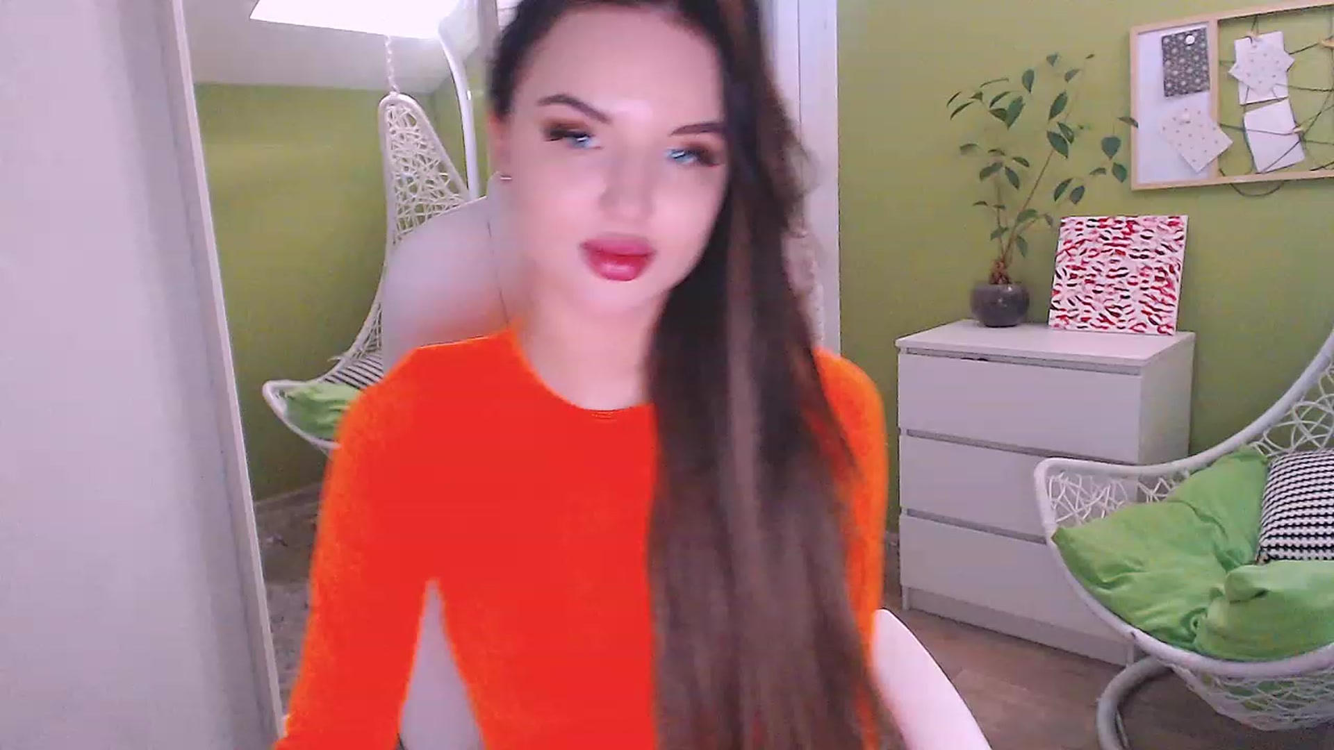 Gallery image thumbnail from JenniferMoris's myfreecams stream on, 03/16/2023, 11:17 image 18 of 20