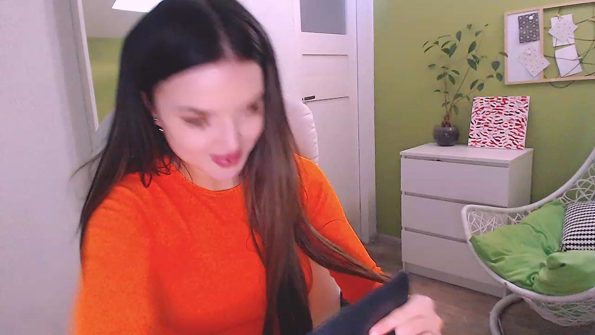 Gallery image thumbnail from JenniferMoris's myfreecams stream on, 03/16/2023, 11:17 image 6 of 20