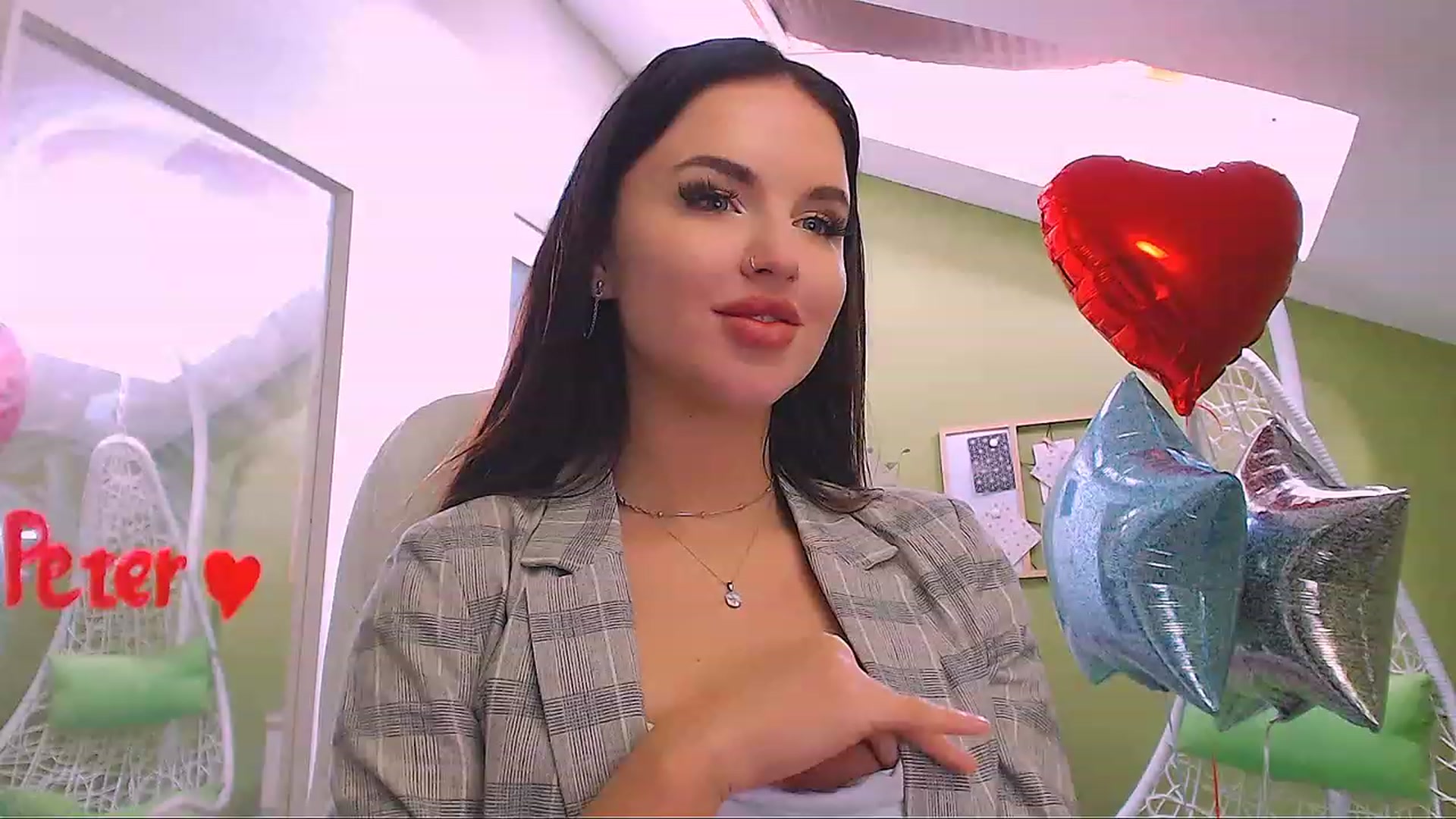 Gallery image thumbnail from JenniferMoris's myfreecams stream on, 03/27/2023, 14:00 image 9 of 20