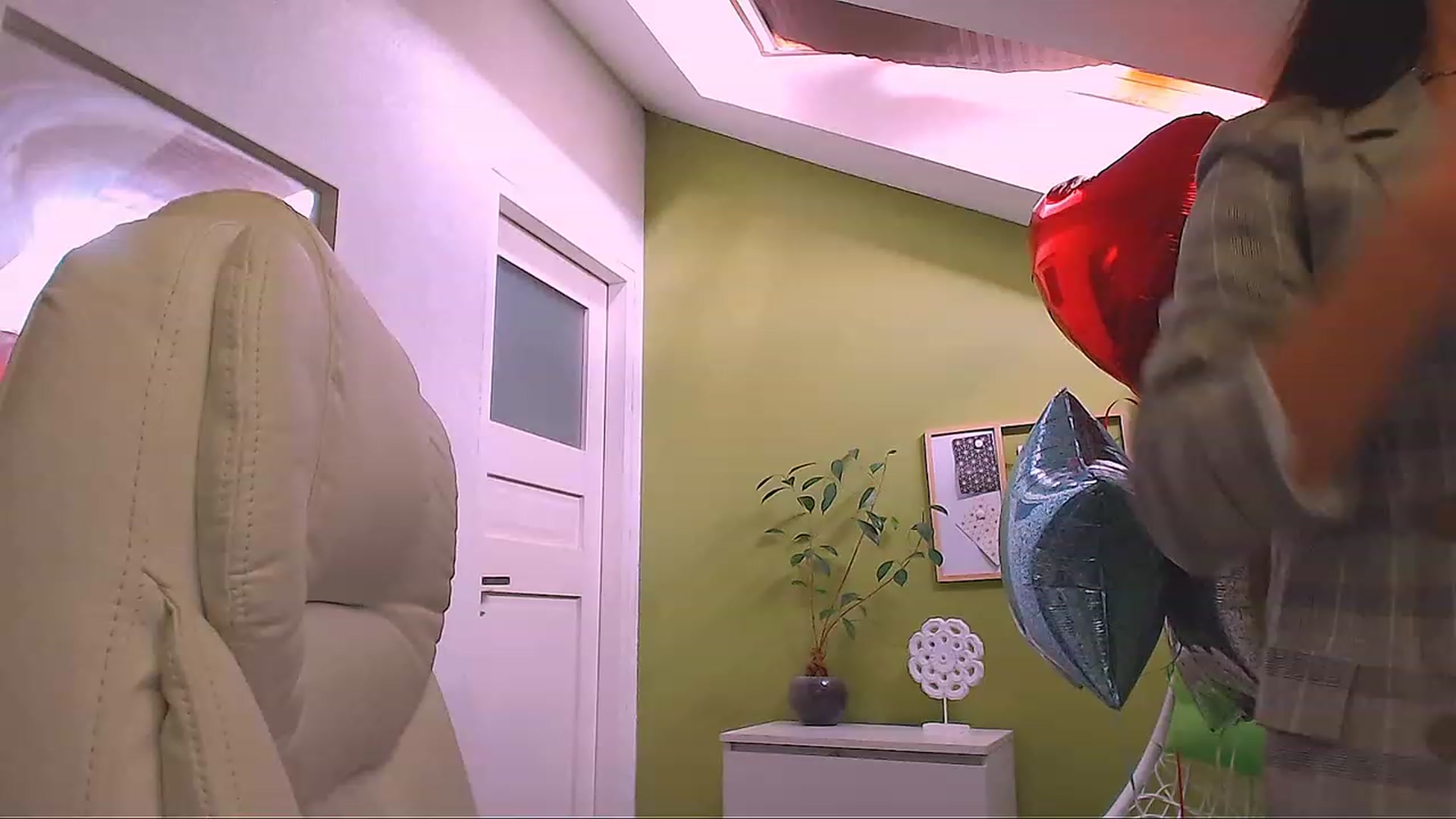 Gallery image thumbnail from JenniferMoris's myfreecams stream on, 03/27/2023, 14:00 image 13 of 20
