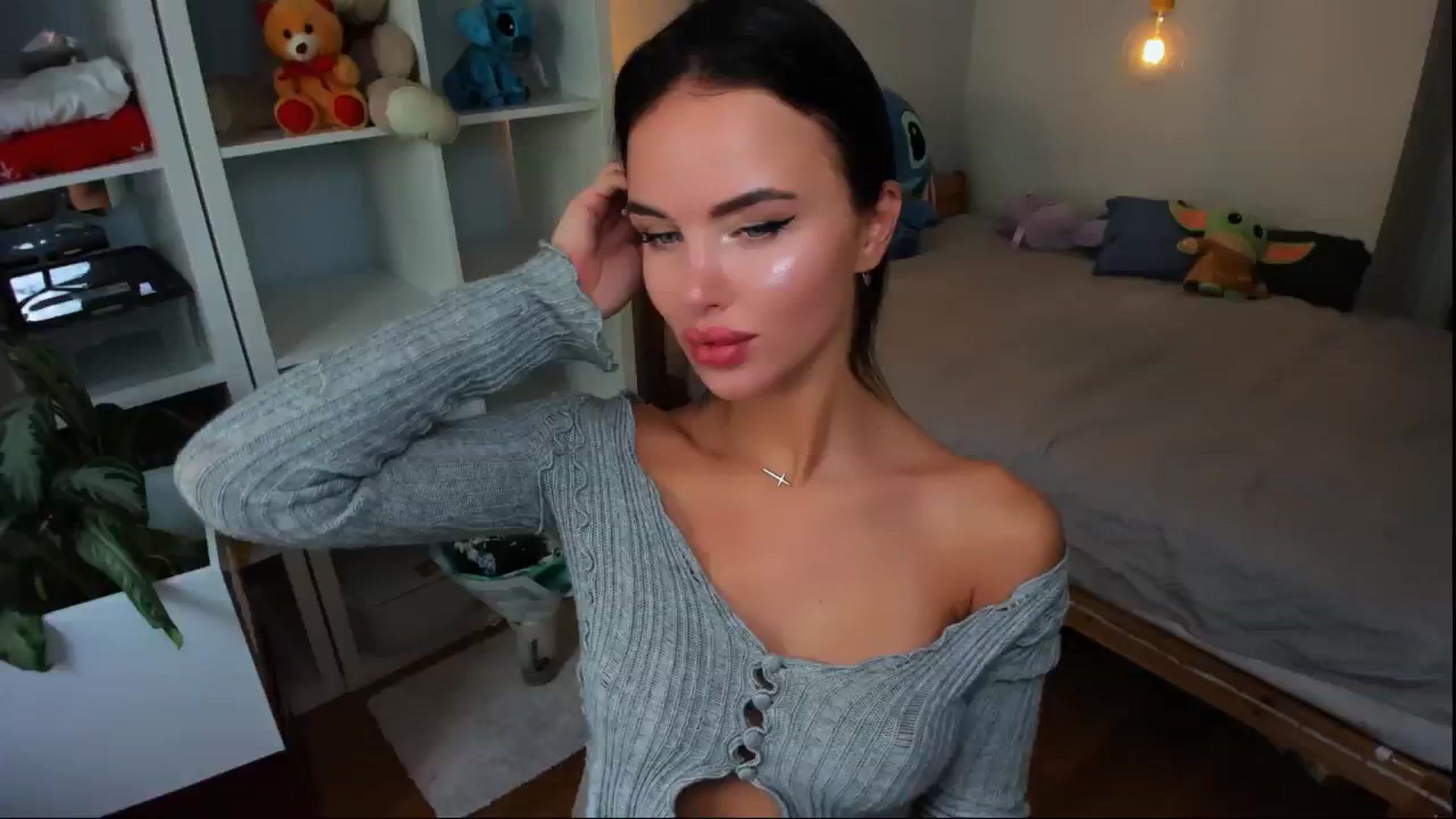 Gallery image thumbnail from Jennifercutie's myfreecams stream on, 08/07/2024, 14:33 image 17 of 20