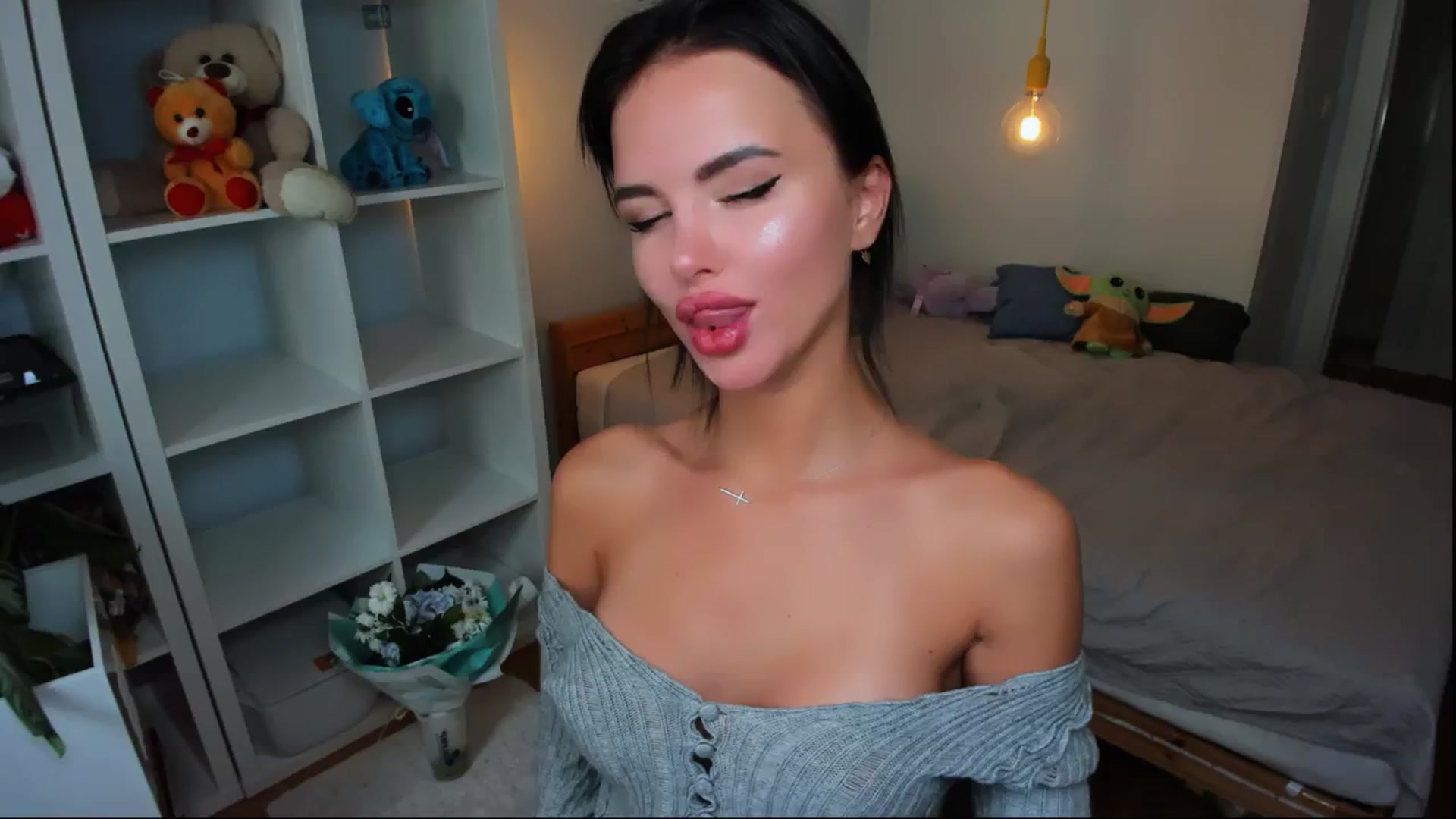 Gallery image thumbnail from Jennifercutie's myfreecams stream on, 08/07/2024, 15:54 image 12 of 20