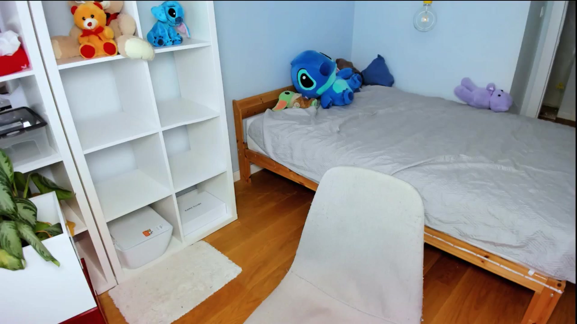 Gallery image thumbnail from Jennifercutie's myfreecams stream on, 08/11/2024, 14:45 image 12 of 20