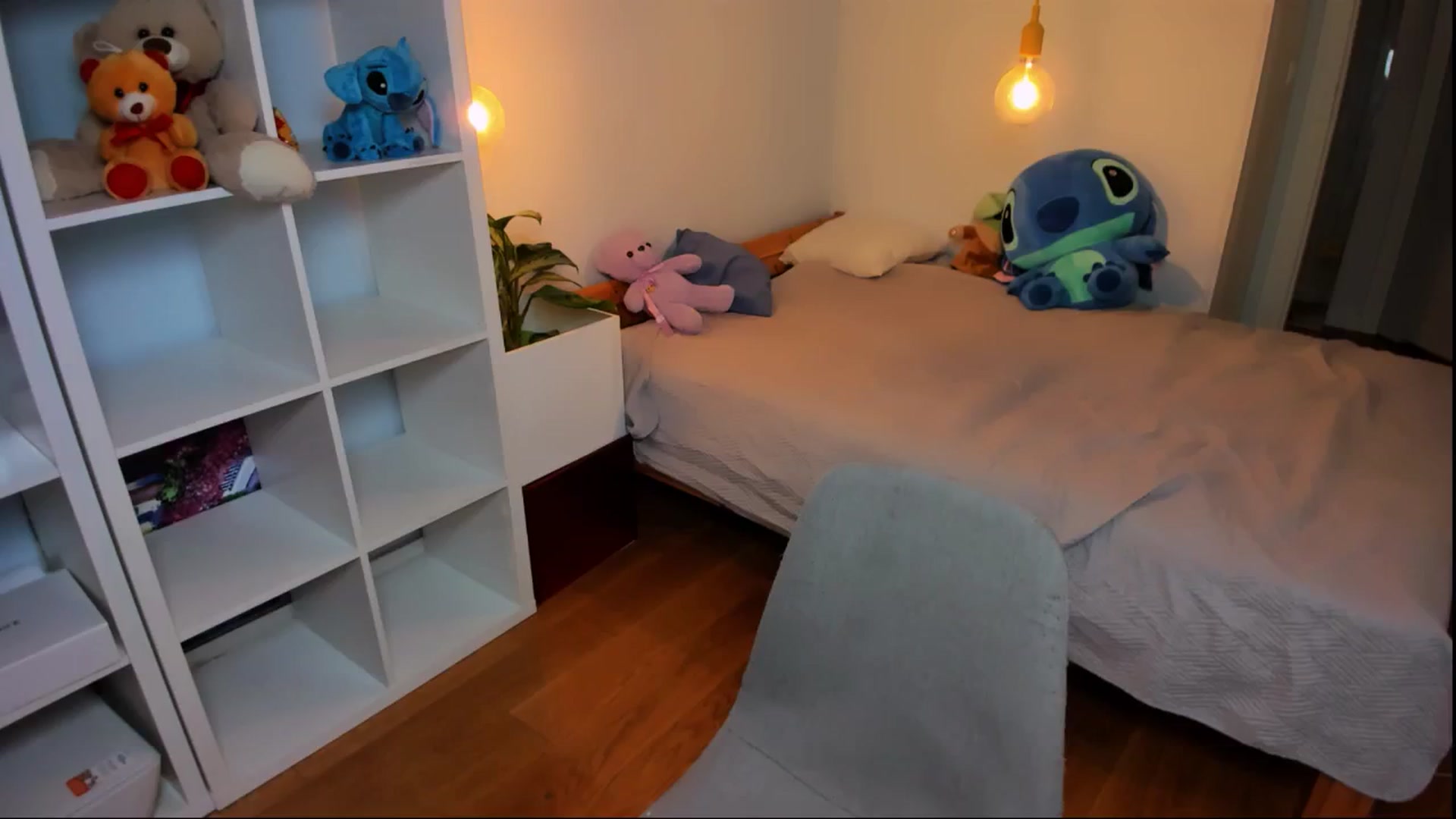 Gallery image thumbnail from Jennifercutie's myfreecams stream on, 08/18/2024, 19:26 image 11 of 20