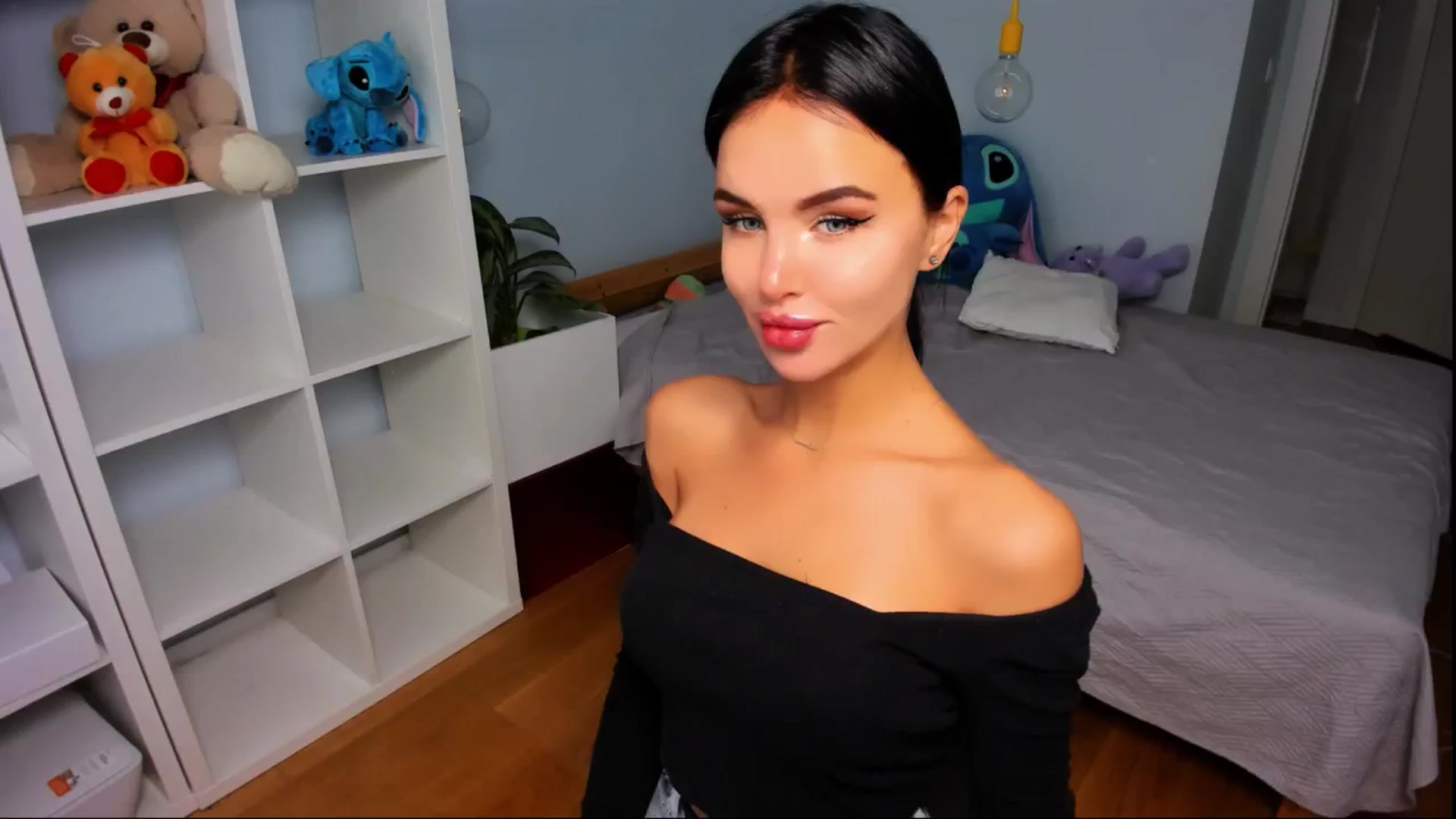 Gallery image thumbnail from Jennifercutie's myfreecams stream on, 08/20/2024, 12:30 image 1 of 20