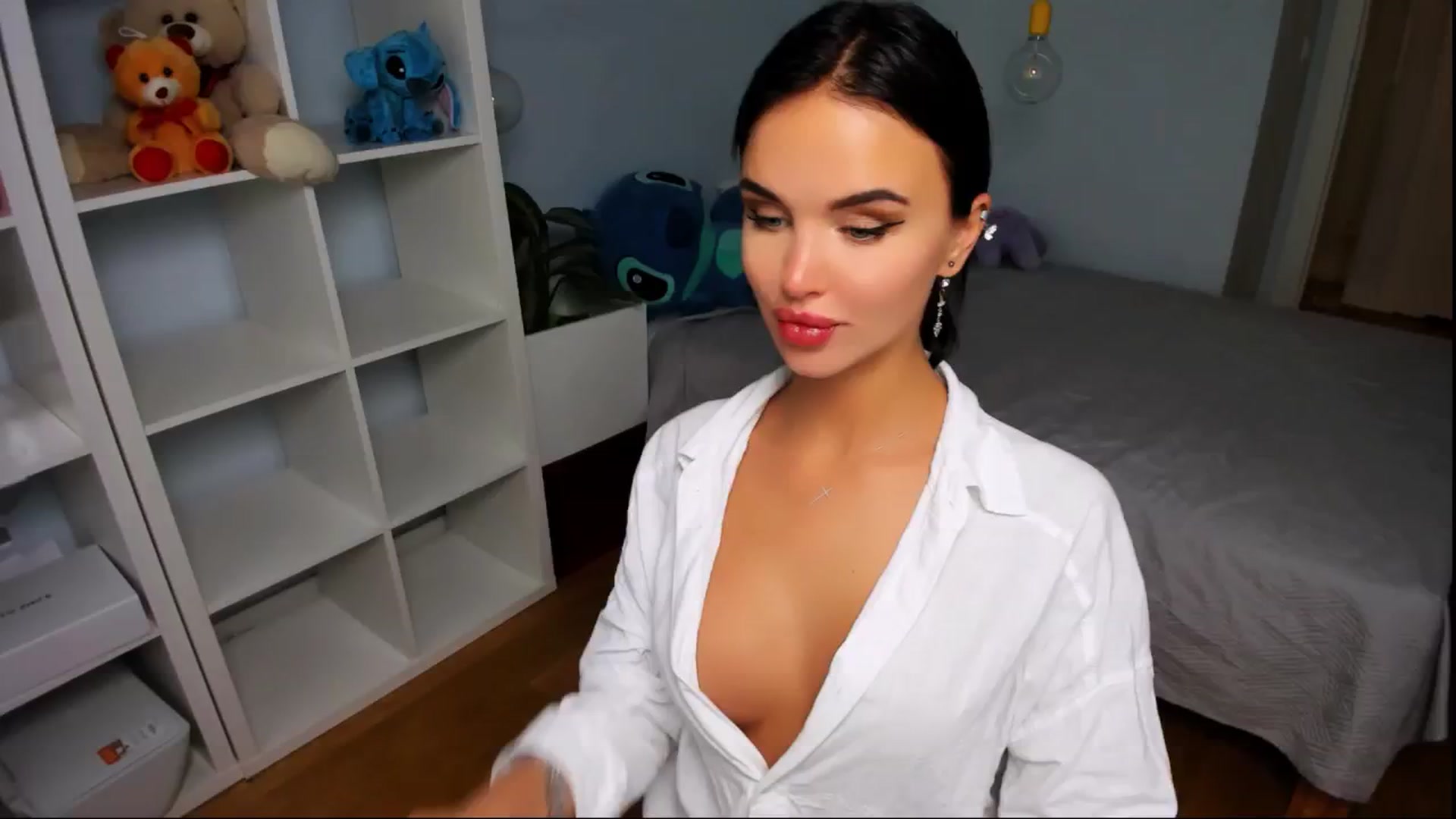 Gallery image thumbnail from Jennifercutie's myfreecams stream on, 08/21/2024, 15:48 image 10 of 20