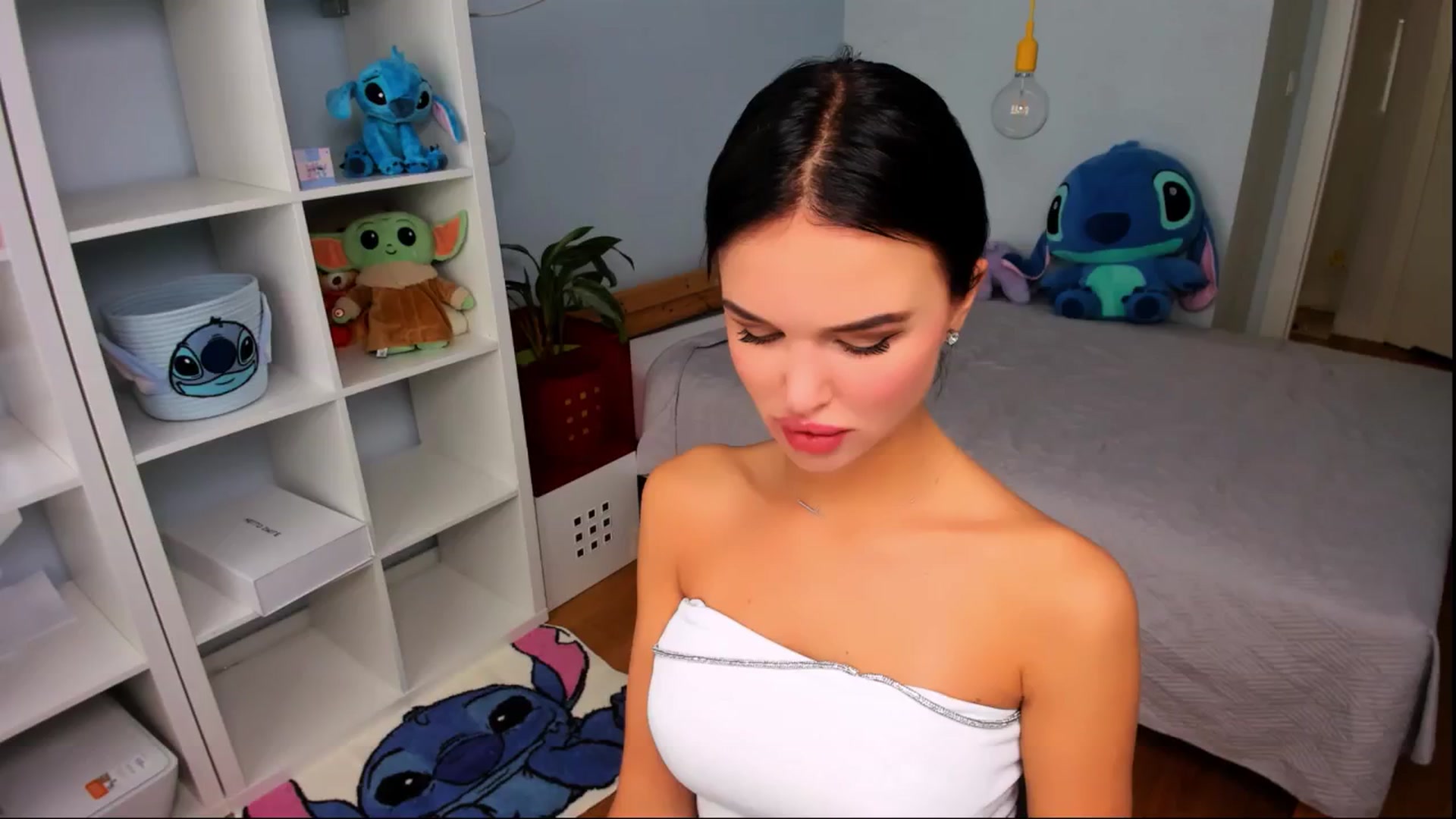 Gallery image thumbnail from Jennifercutie's myfreecams stream on, 08/22/2024, 12:30 image 10 of 20