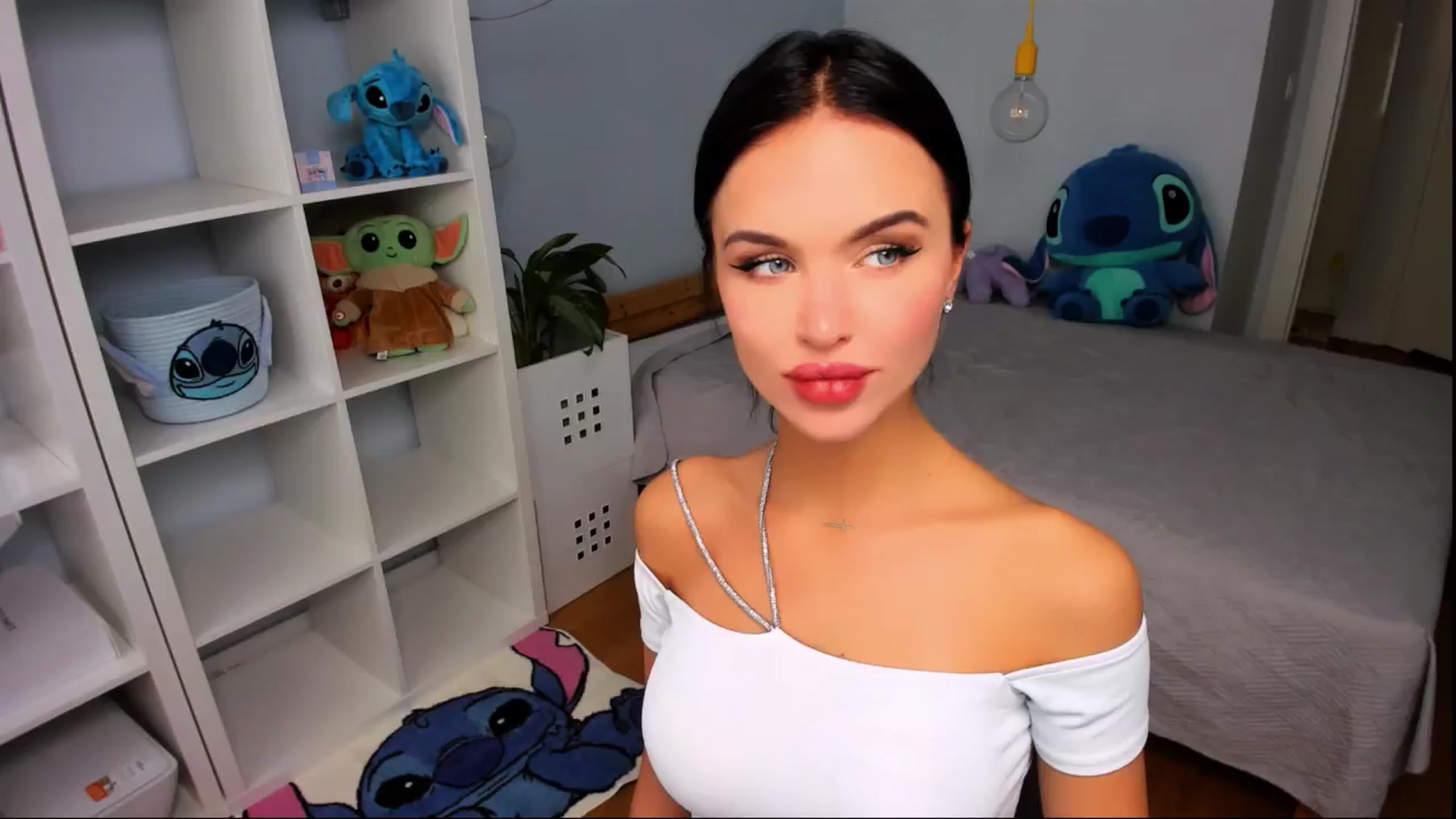 Gallery image thumbnail from Jennifercutie's myfreecams stream on, 08/22/2024, 13:22 image 1 of 20