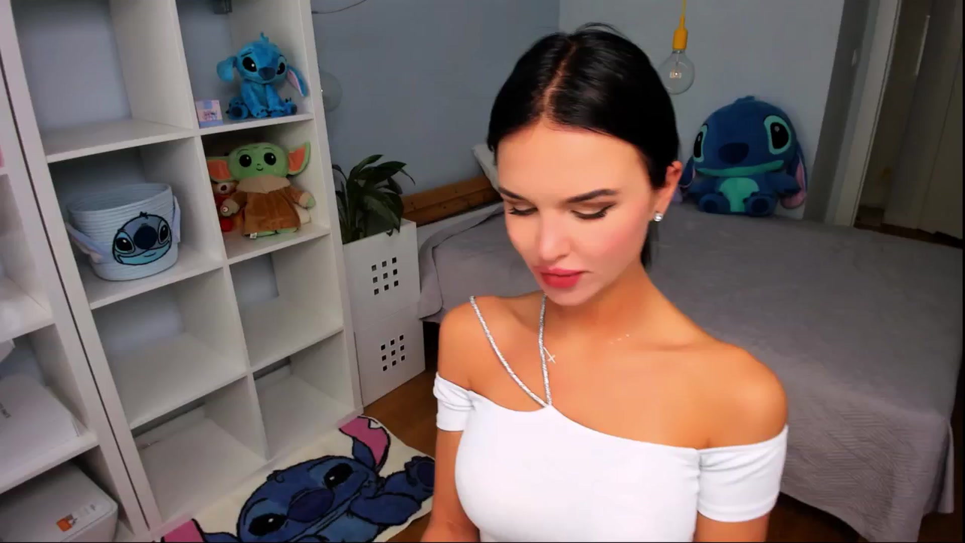 Gallery image thumbnail from Jennifercutie's myfreecams stream on, 08/22/2024, 13:22 image 5 of 20