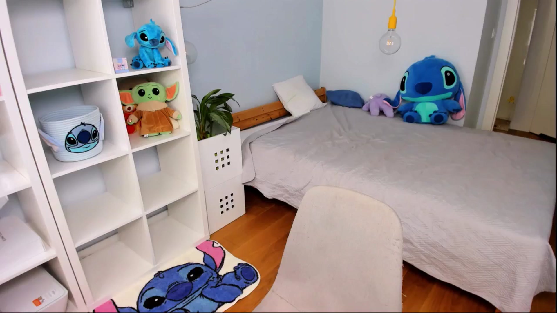 Gallery image thumbnail from Jennifercutie's myfreecams stream on, 08/22/2024, 13:22 image 2 of 20