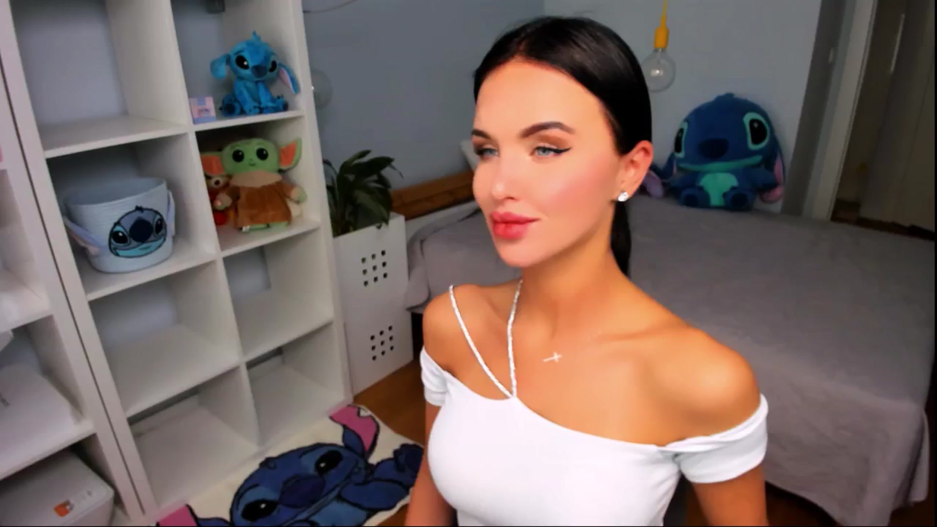Gallery image thumbnail from Jennifercutie's myfreecams stream on, 08/22/2024, 13:22 image 9 of 20