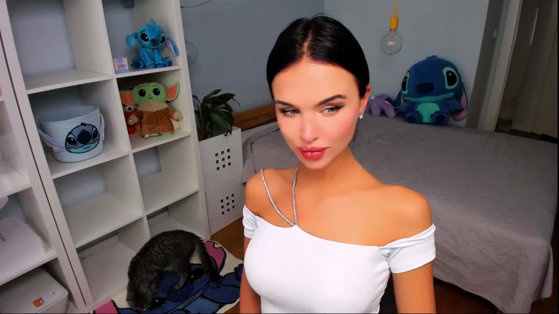 Gallery image thumbnail from Jennifercutie's myfreecams stream on, 08/22/2024, 13:22 image 10 of 20