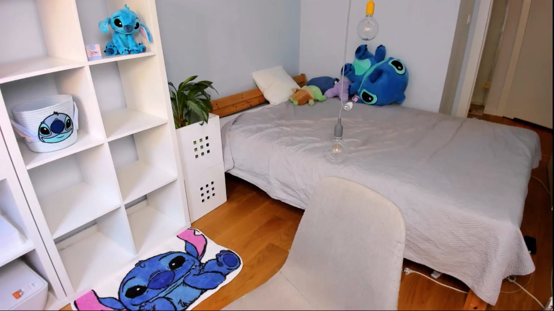 Gallery image thumbnail from Jennifercutie's myfreecams stream on, 08/24/2024, 16:43 image 9 of 20